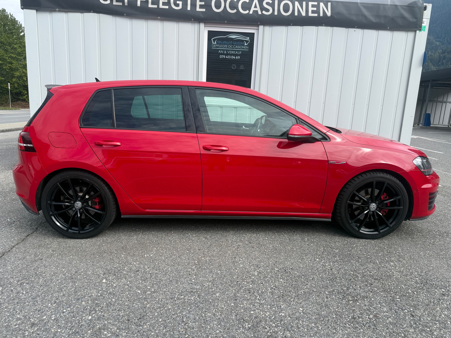 VW Golf 2.0 TSI GTI DSG *FRISCH AB MFK* ALU* XENON*8-FACH ALU*-image-2