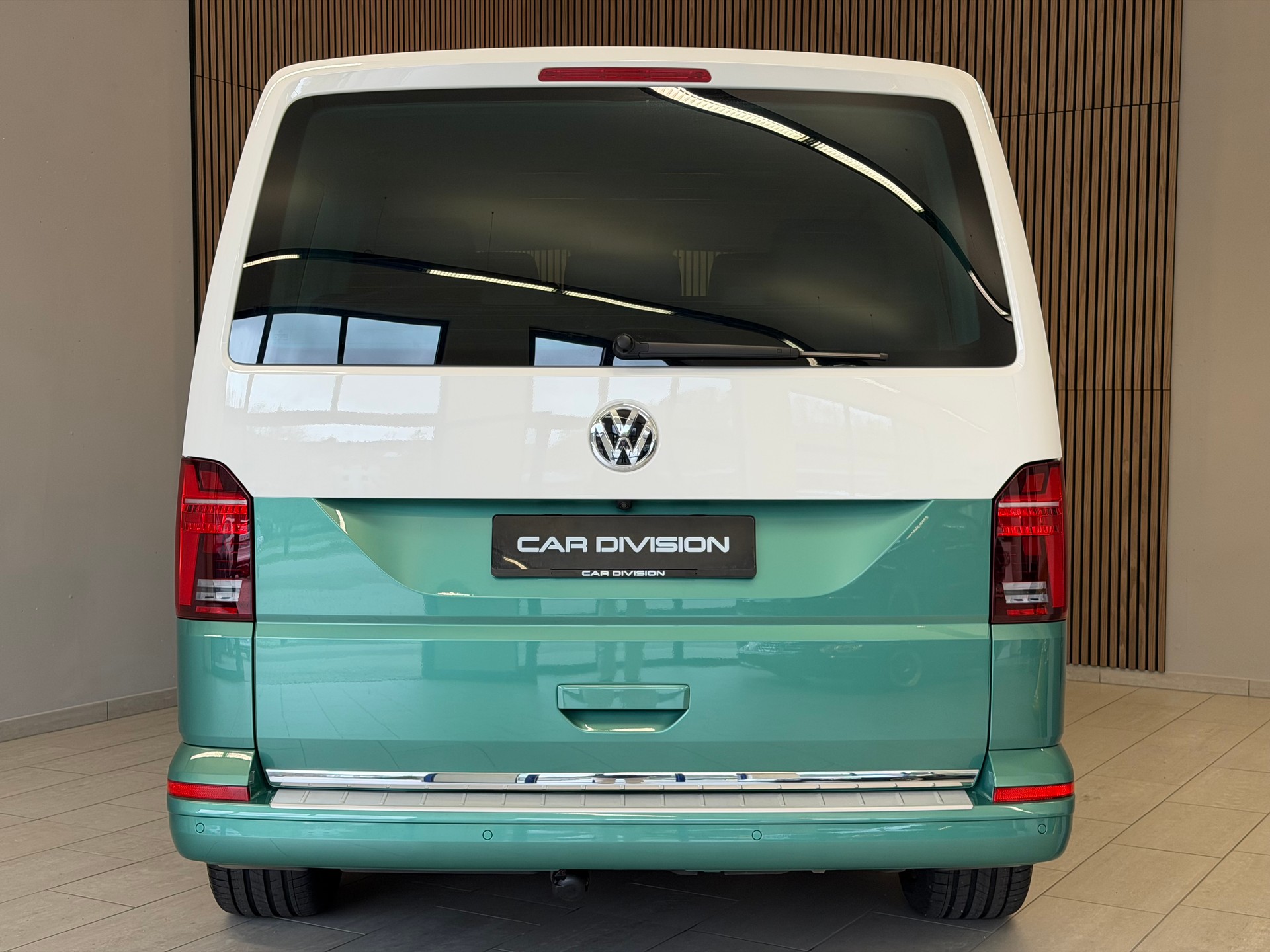 VW T6.1 Multivan 2.0 Bi-TDI Generation Six 4Motion DSG-image-8
