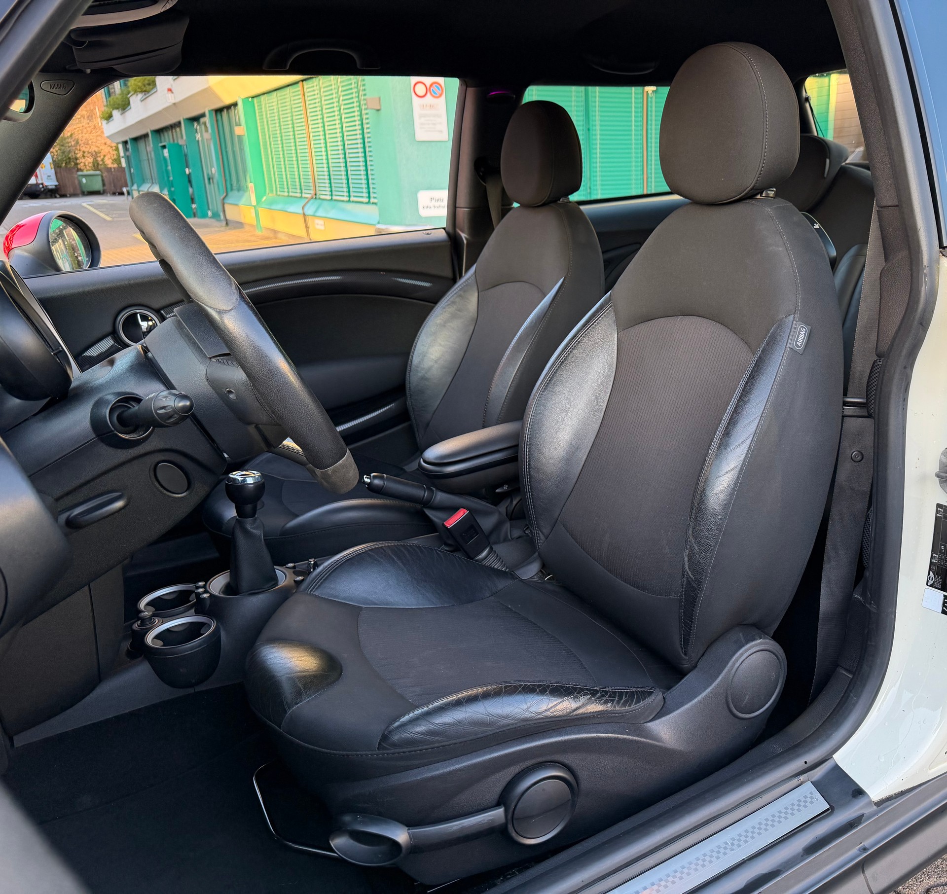 MINI Cooper S-image-11