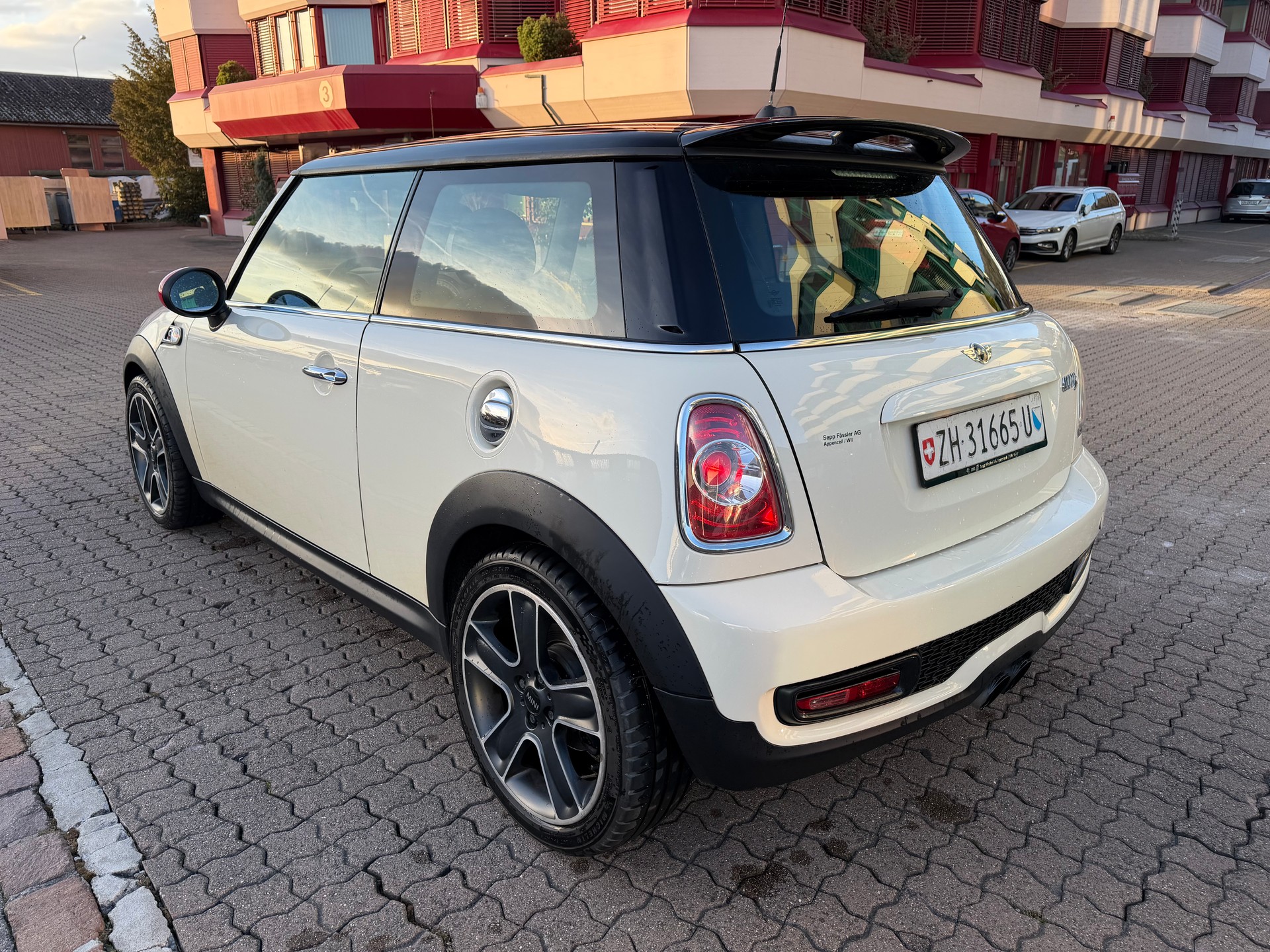 MINI Cooper S-image-7