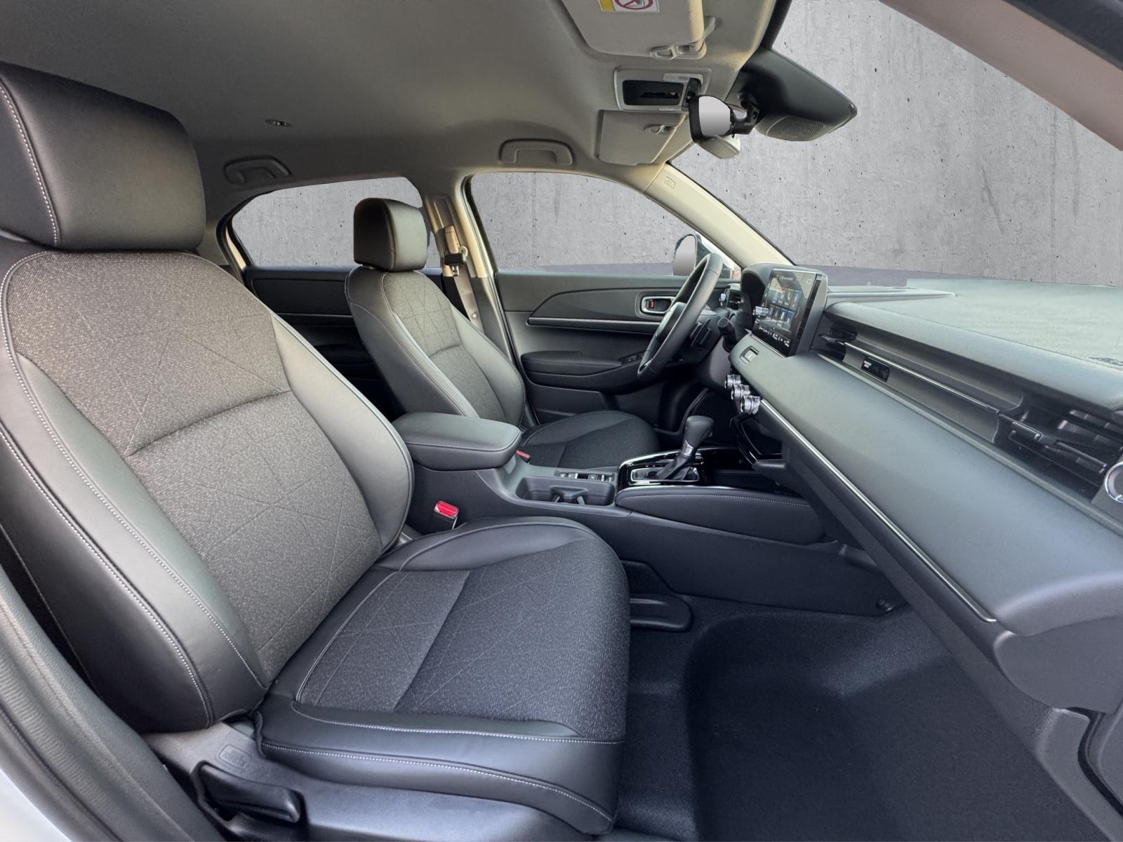 HONDA HR-V 1.5 i-MMD Advance-image-24