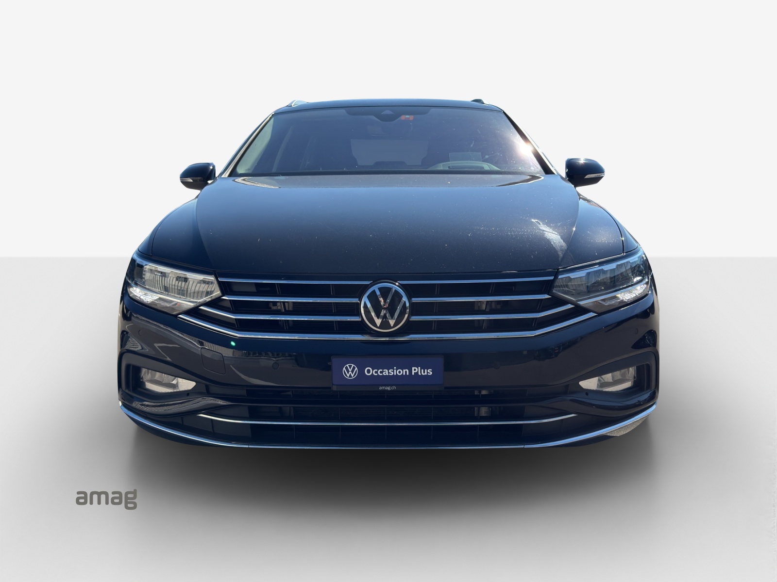 VW Passat 2.0 TDI BMT Elegance 4Motion DSG-image-6