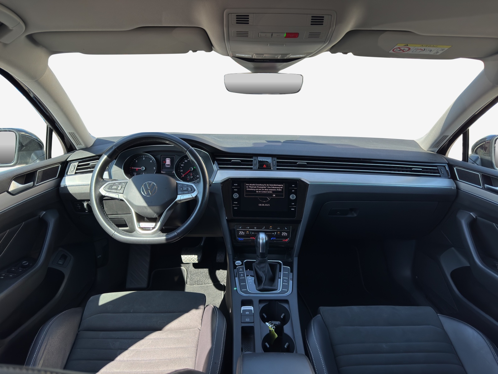VW Passat 2.0 TDI BMT Elegance 4Motion DSG-image-8