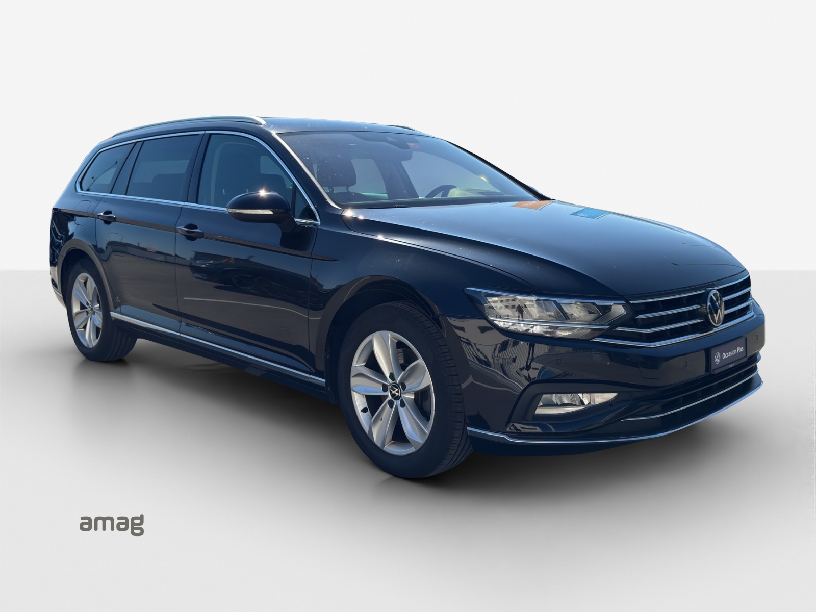 VW Passat 2.0 TDI BMT Elegance 4Motion DSG-image-5