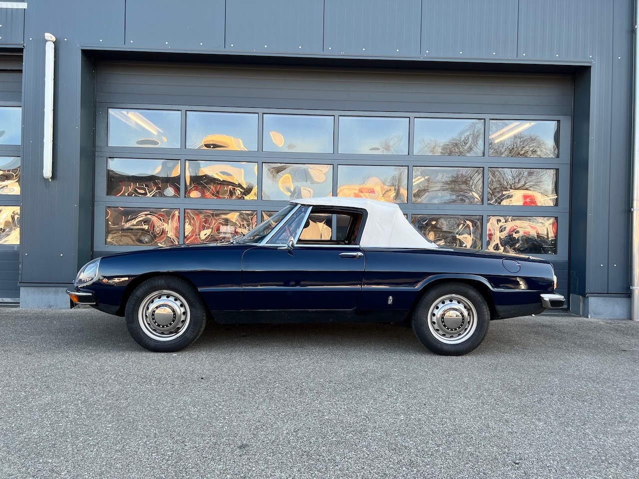 ALFA ROMEO 1300 Spider Junior-image-1