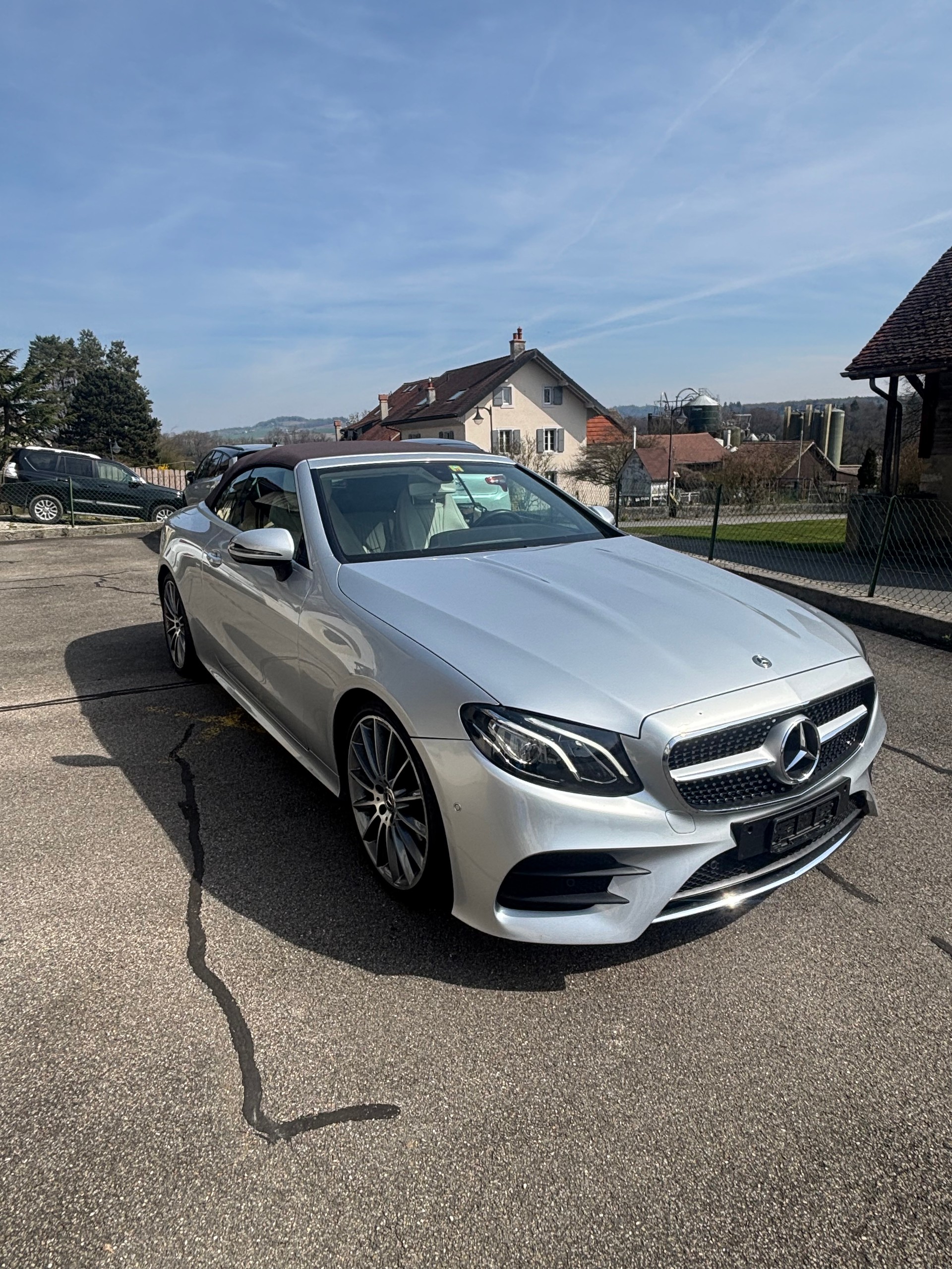 MERCEDES-BENZ E 220D-image-2
