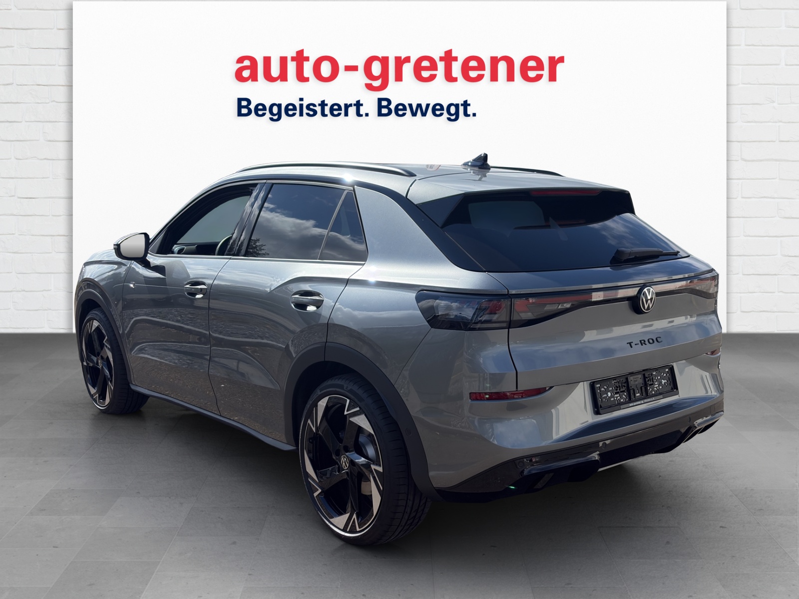 VW T-Roc 1.5 eTSI R-Line DSG-image-1