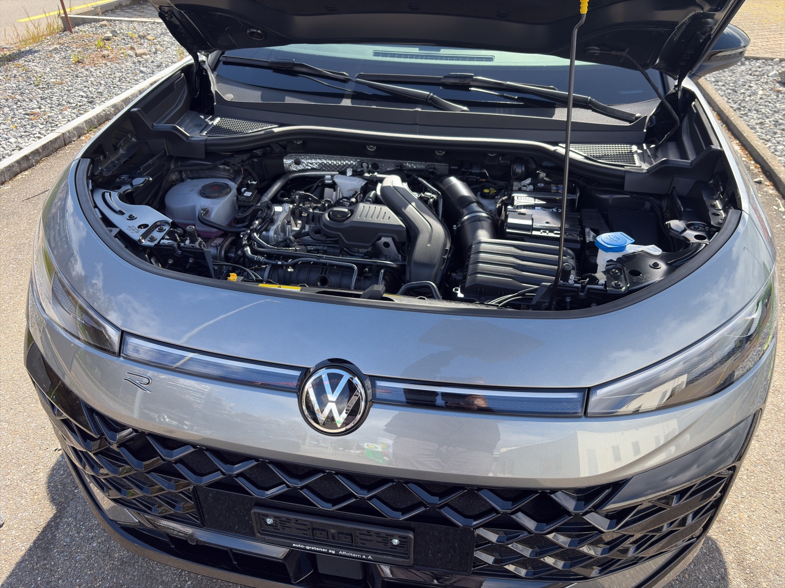 VW T-Roc 1.5 eTSI R-Line DSG-image-18
