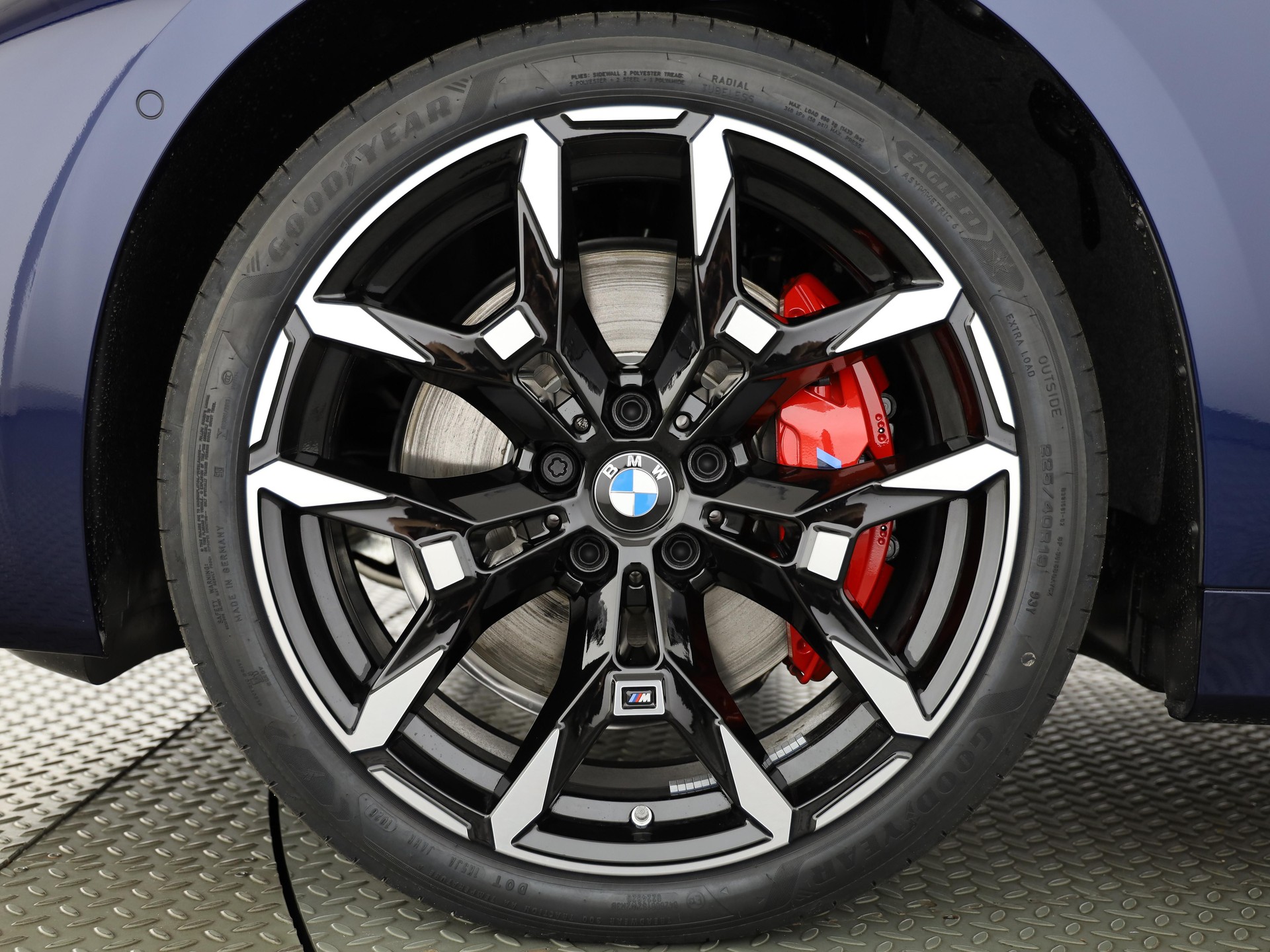 BMW M440i xDrive Gran Cabrio-image-20