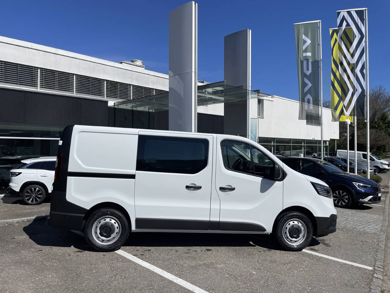 RENAULT Trafic KW 2.8t L1H1 2.0 dCi Blue110 Advance-image-5
