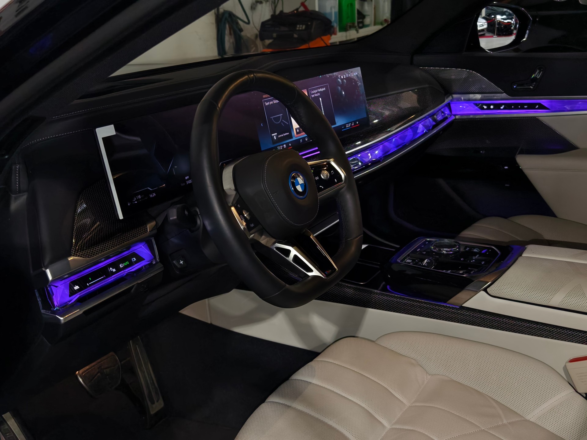 BMW 750e xDrive CH FAHRZEUG-image-33
