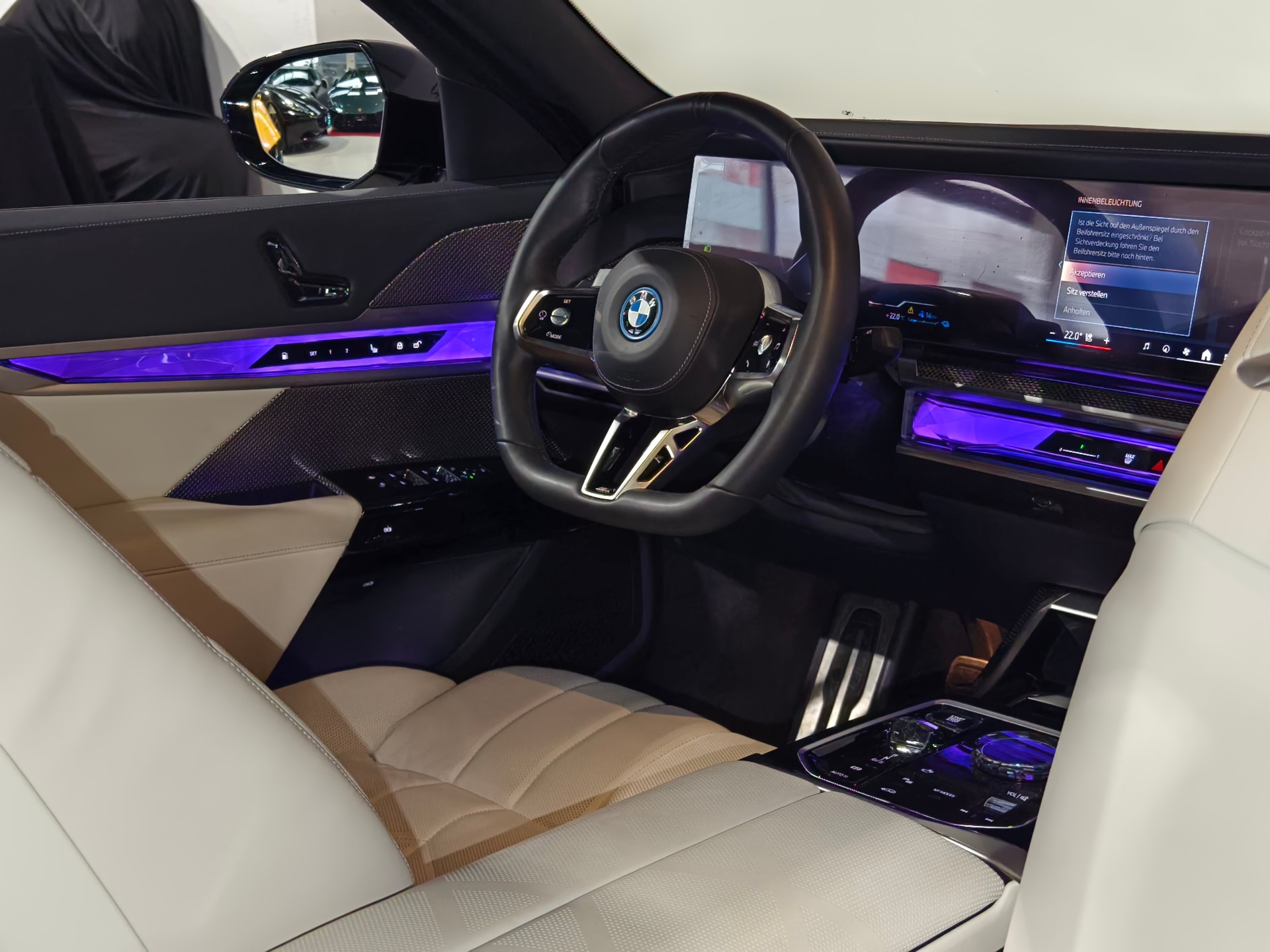 BMW 750e xDrive CH FAHRZEUG-image-19