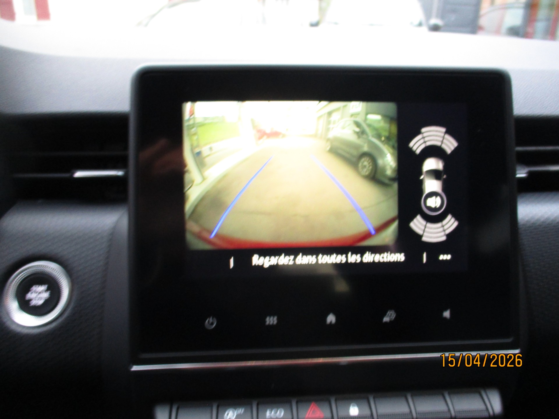 RENAULT Clio 1.0 Intens-image-9