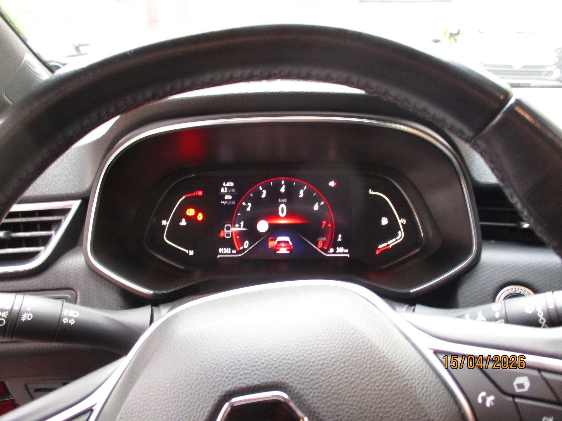 RENAULT Clio 1.0 Intens-image-10