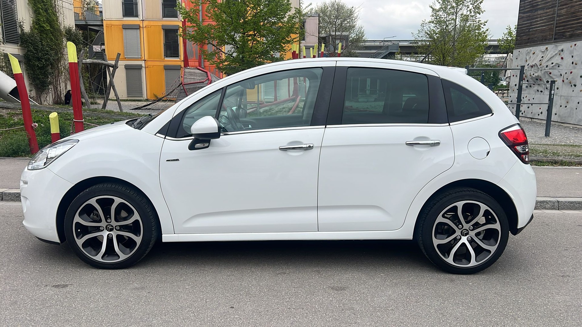 CITROEN C3 1.6i 16V Exclusive Automatic-image-3