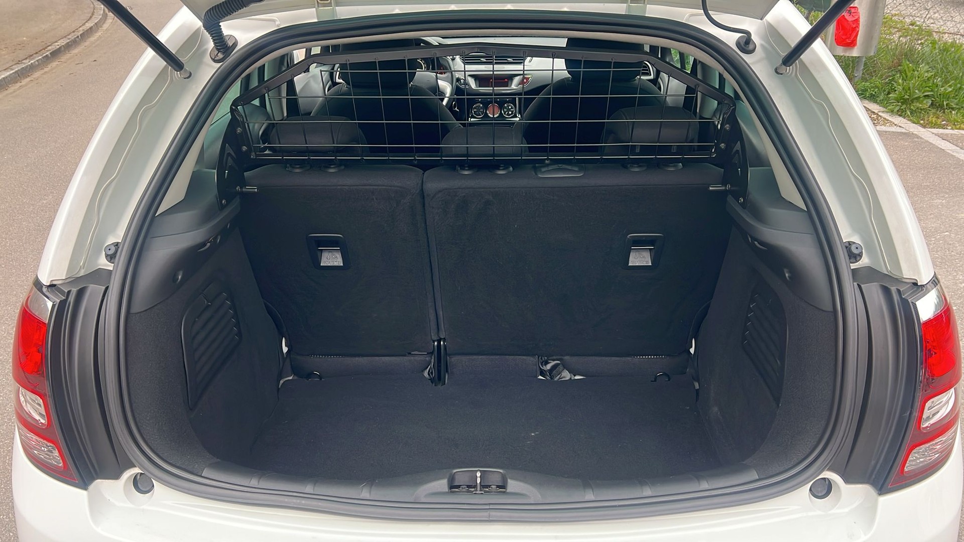 CITROEN C3 1.6i 16V Exclusive Automatic-image-18