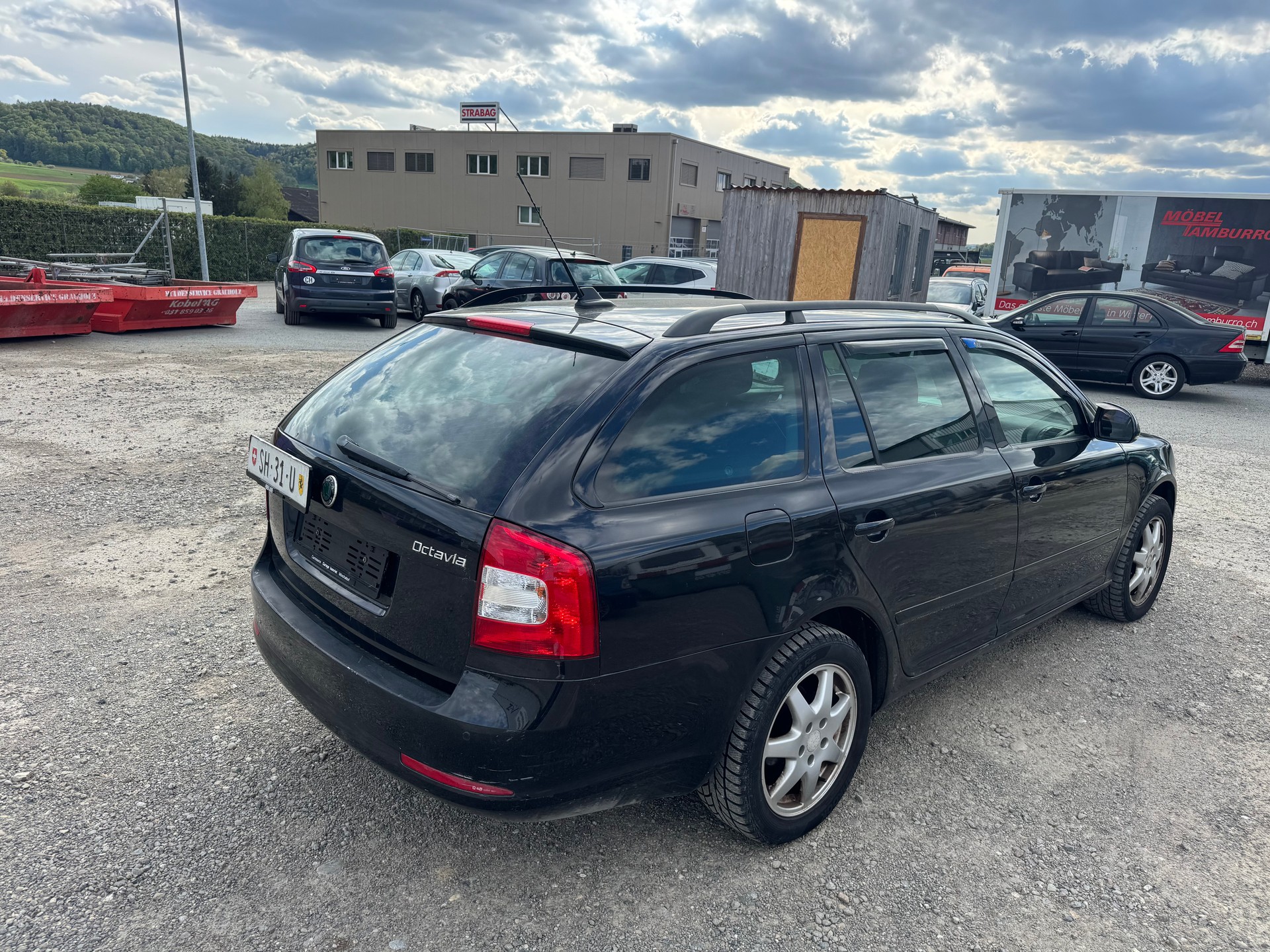 SKODA Octavia Combi 1.6 TDI Ambiente DSG-image-6