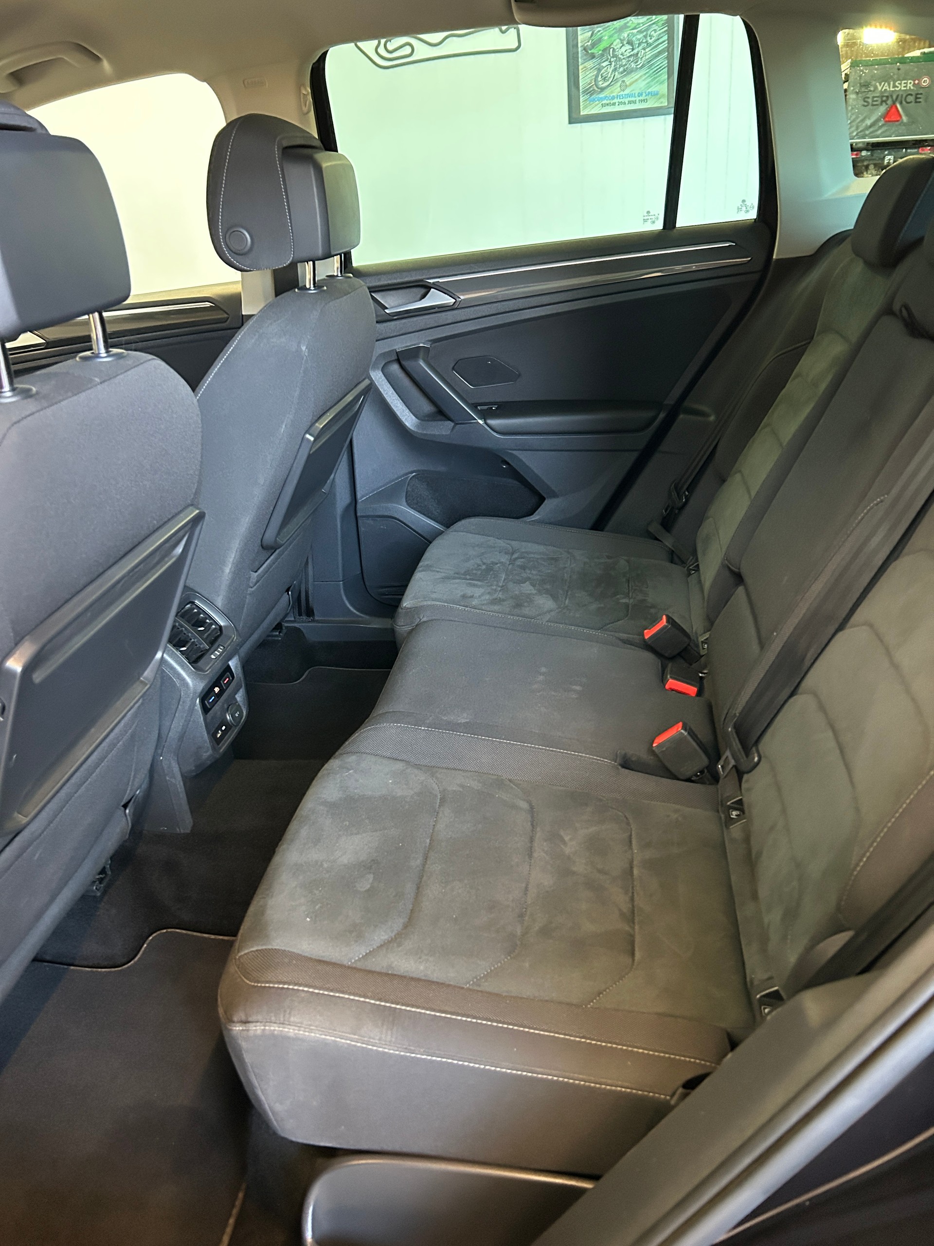 VW Tiguan 2.0TSI Highline 4Motion DSG-image-9