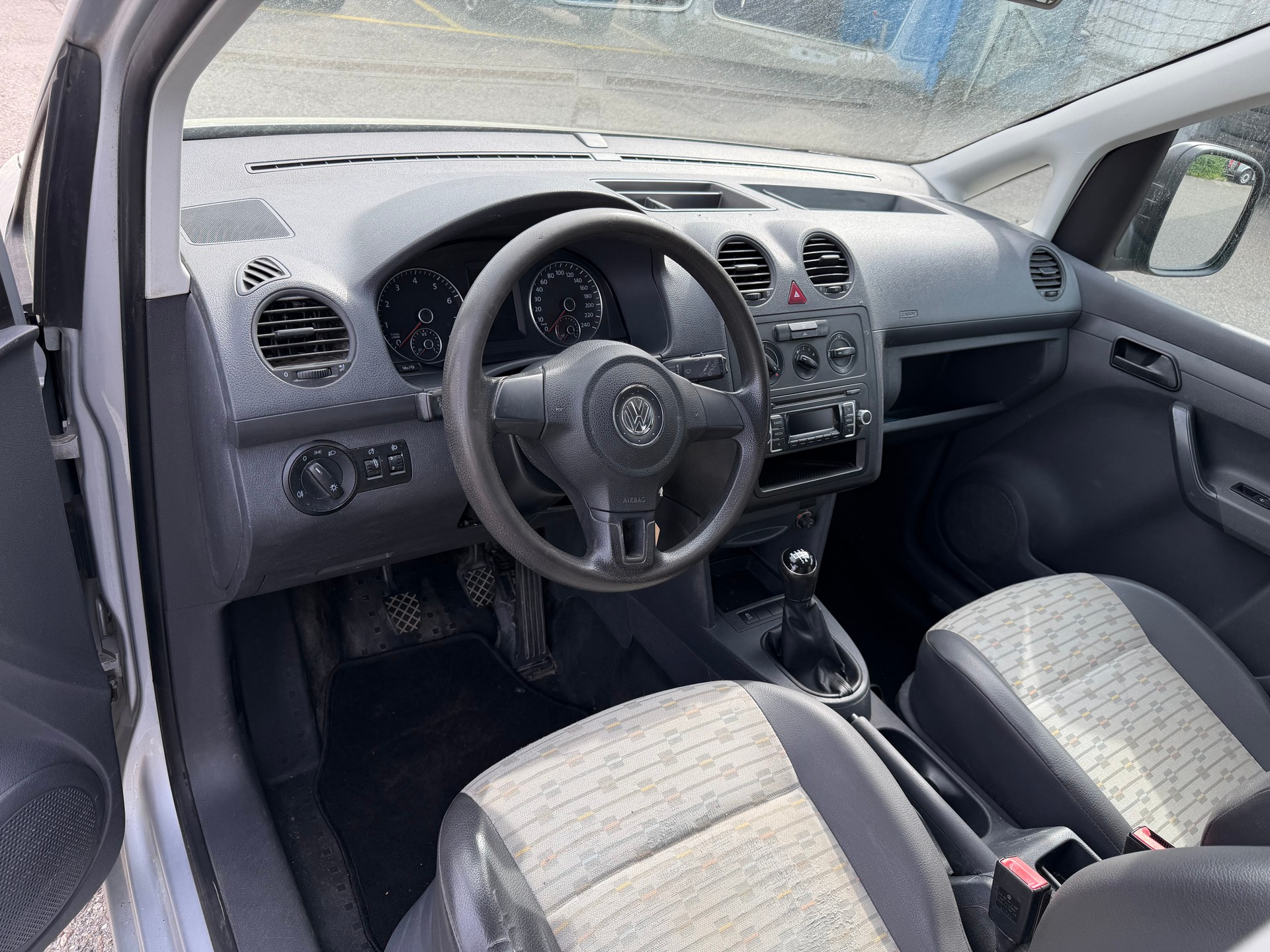 VW Caddy 2.0 EcoFuel **Frisch ab MFK 01.2026 **-image-4