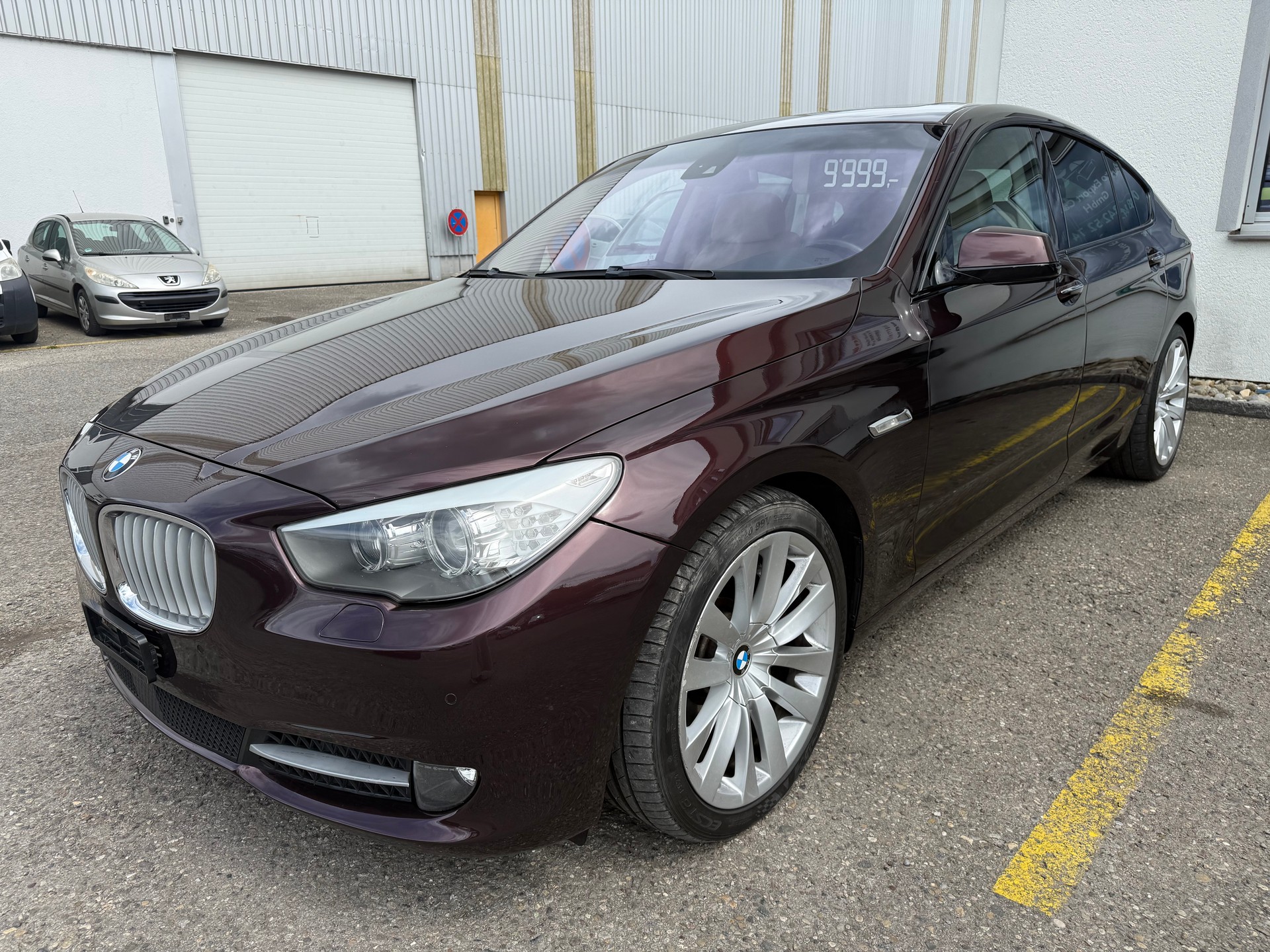 BMW 550i xDrive GT Steptronic-image-1