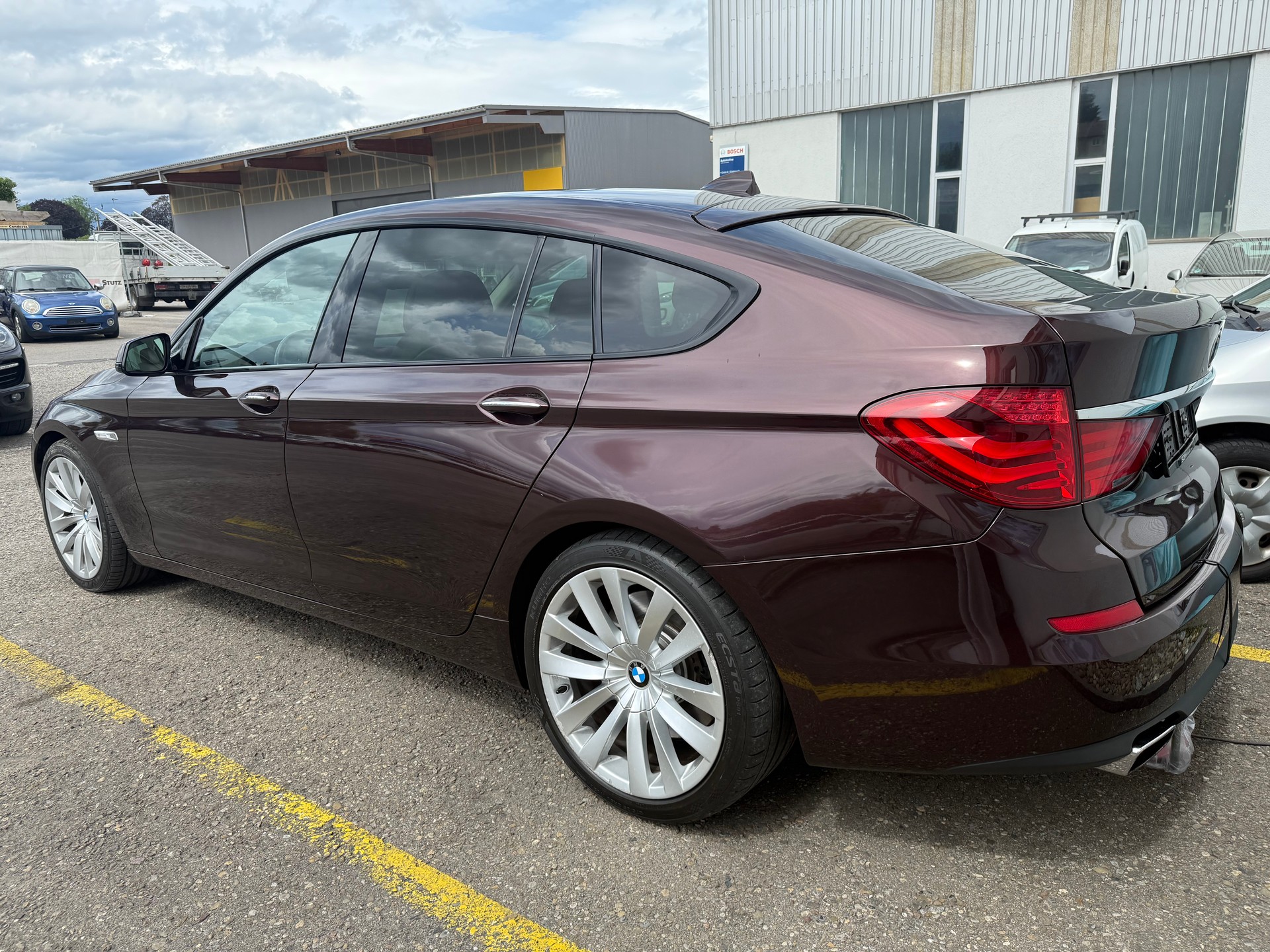 BMW 550i xDrive GT Steptronic-image-13