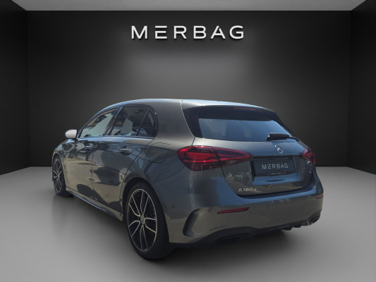 MERCEDES-BENZ A 180 d 8G-DCT-image-3