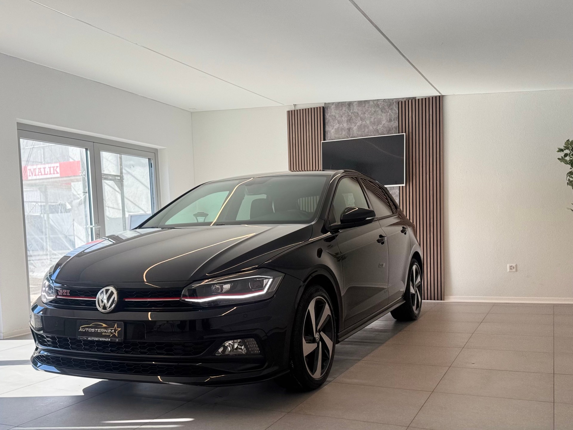 VW Polo 2.0 TSI GTI DSG*CH-Fahrzeug*-image-0