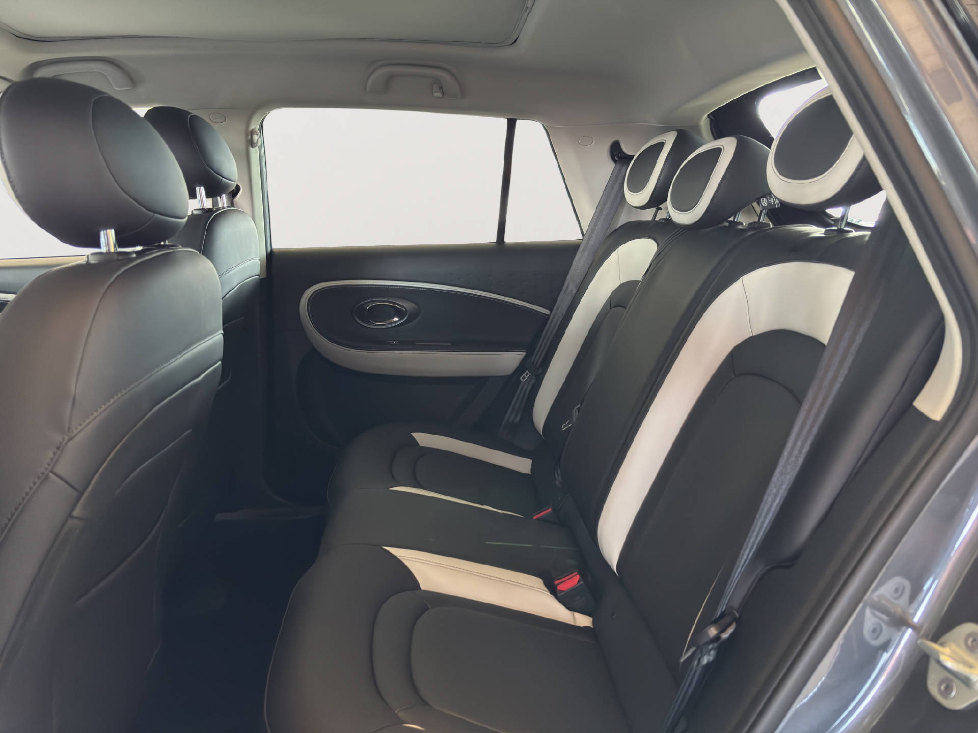 JAC E30X Electric-image-15