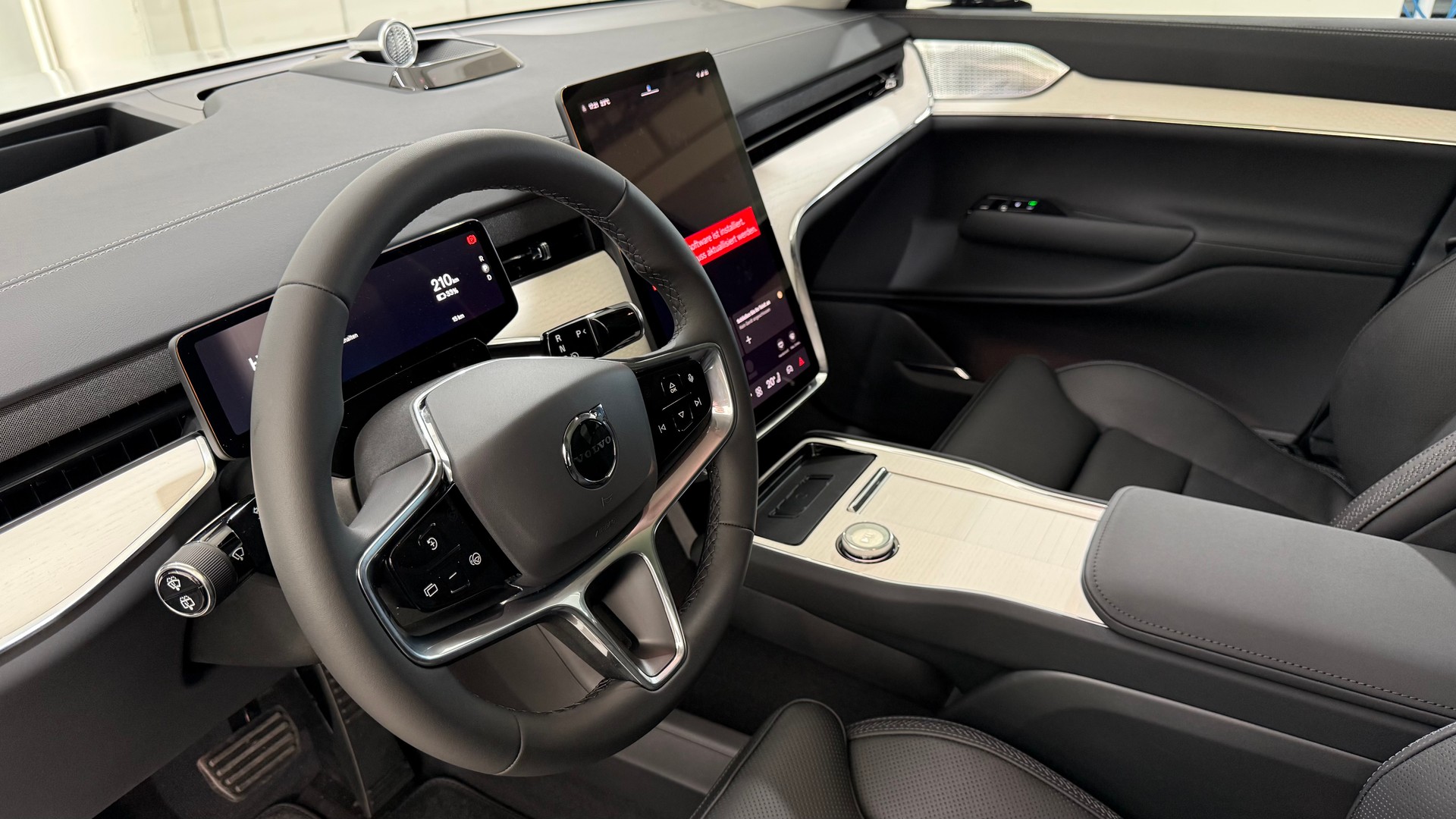 VOLVO EX 90 Twin Ultra AWD-image-3