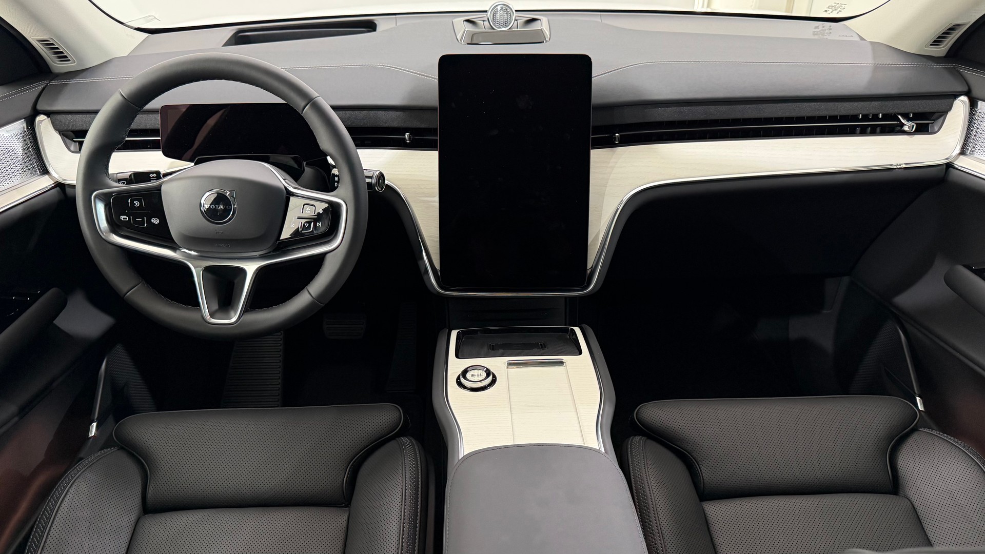 VOLVO EX 90 Twin Ultra AWD-image-4