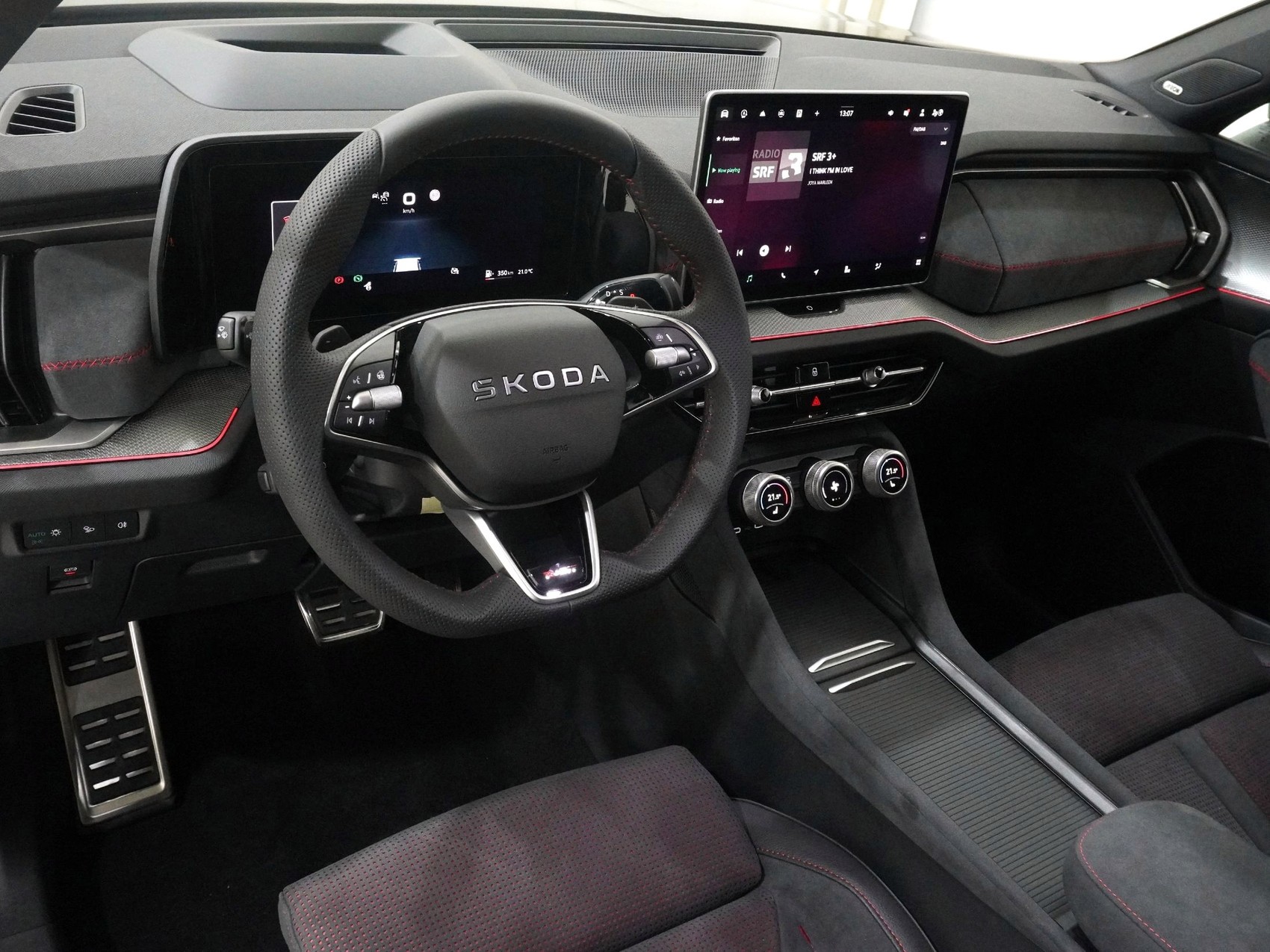SKODA Kodiaq 2.0 TSI RS-image-10