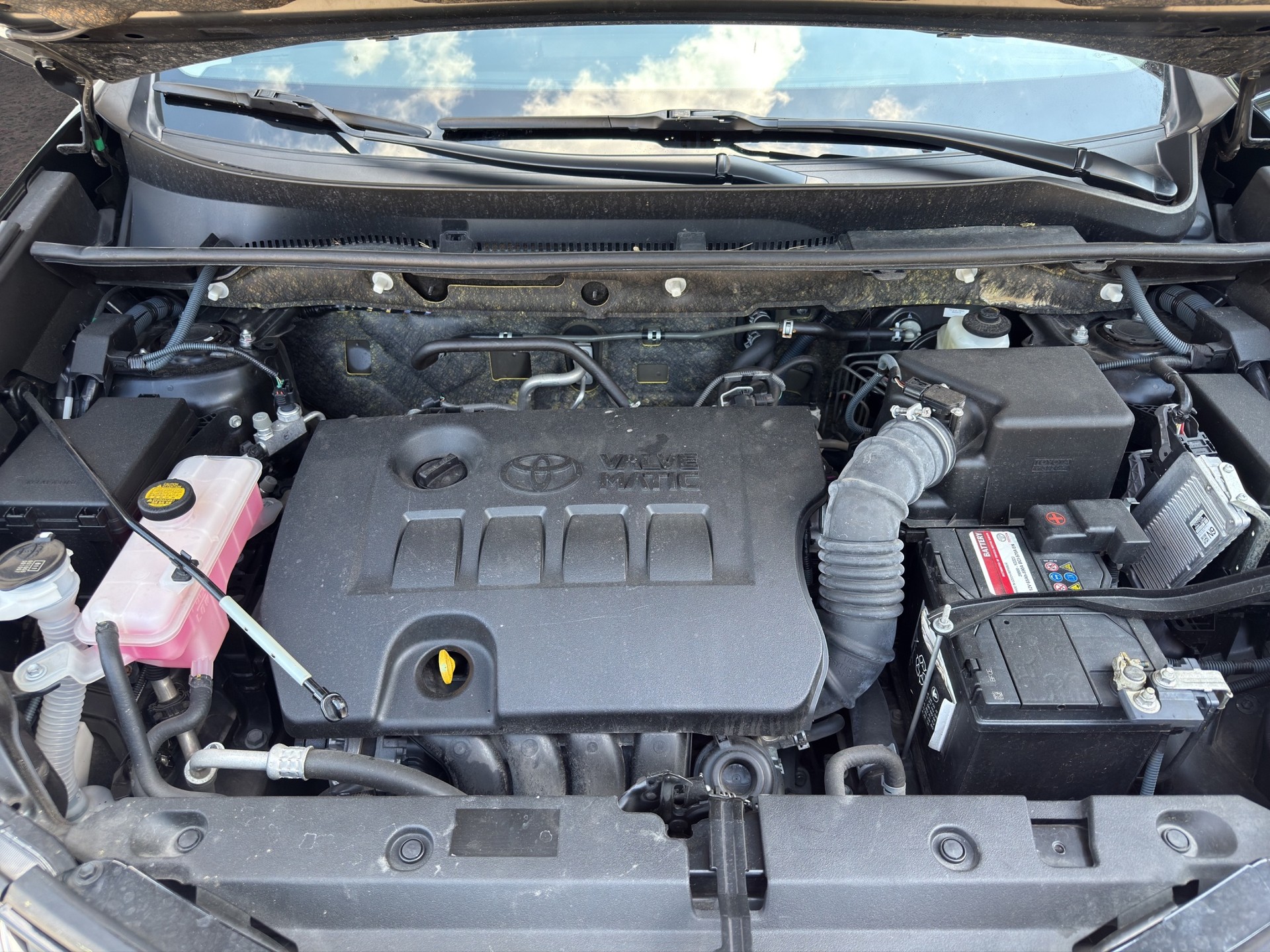 TOYOTA RAV-4 2.0 16V Sol-image-28
