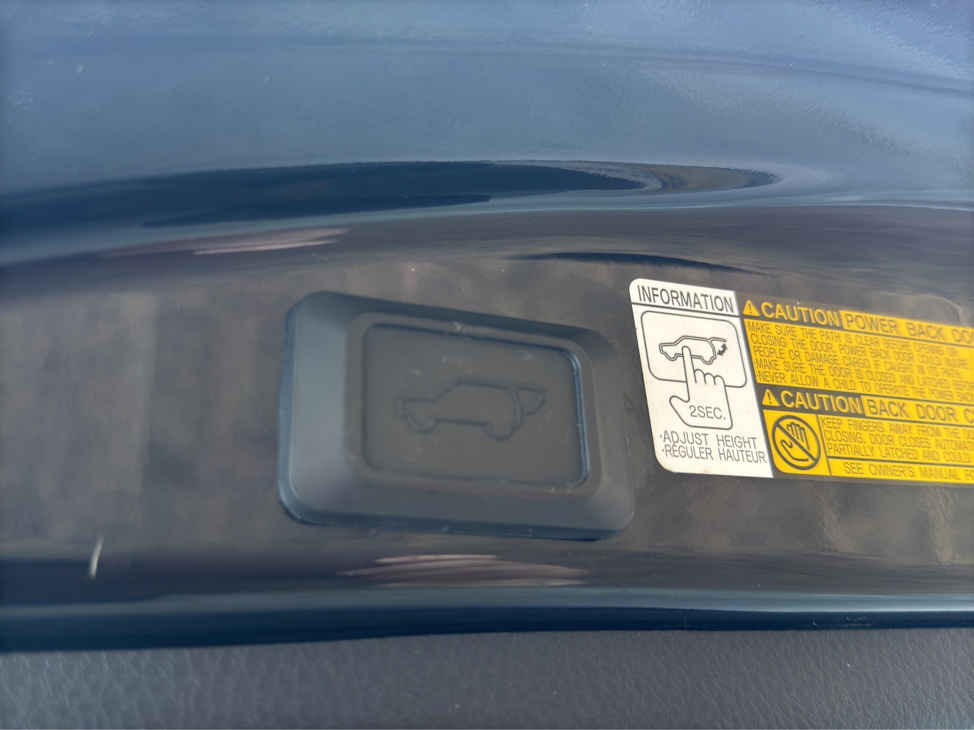 TOYOTA RAV-4 2.0 16V Sol-image-18