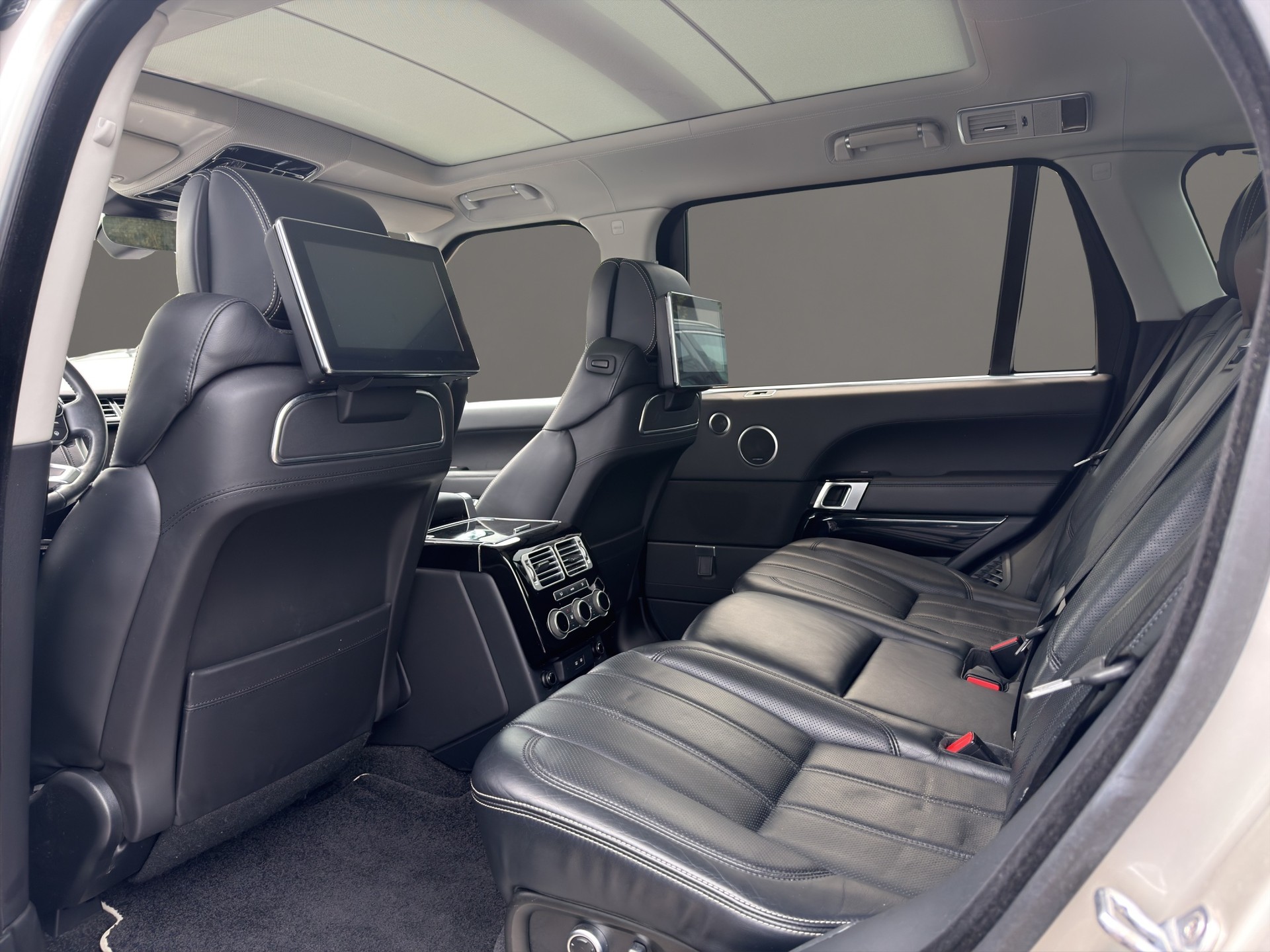 LAND ROVER Range Rover 3.0 SDV6 Hybrid Autobiography Aut.-image-12
