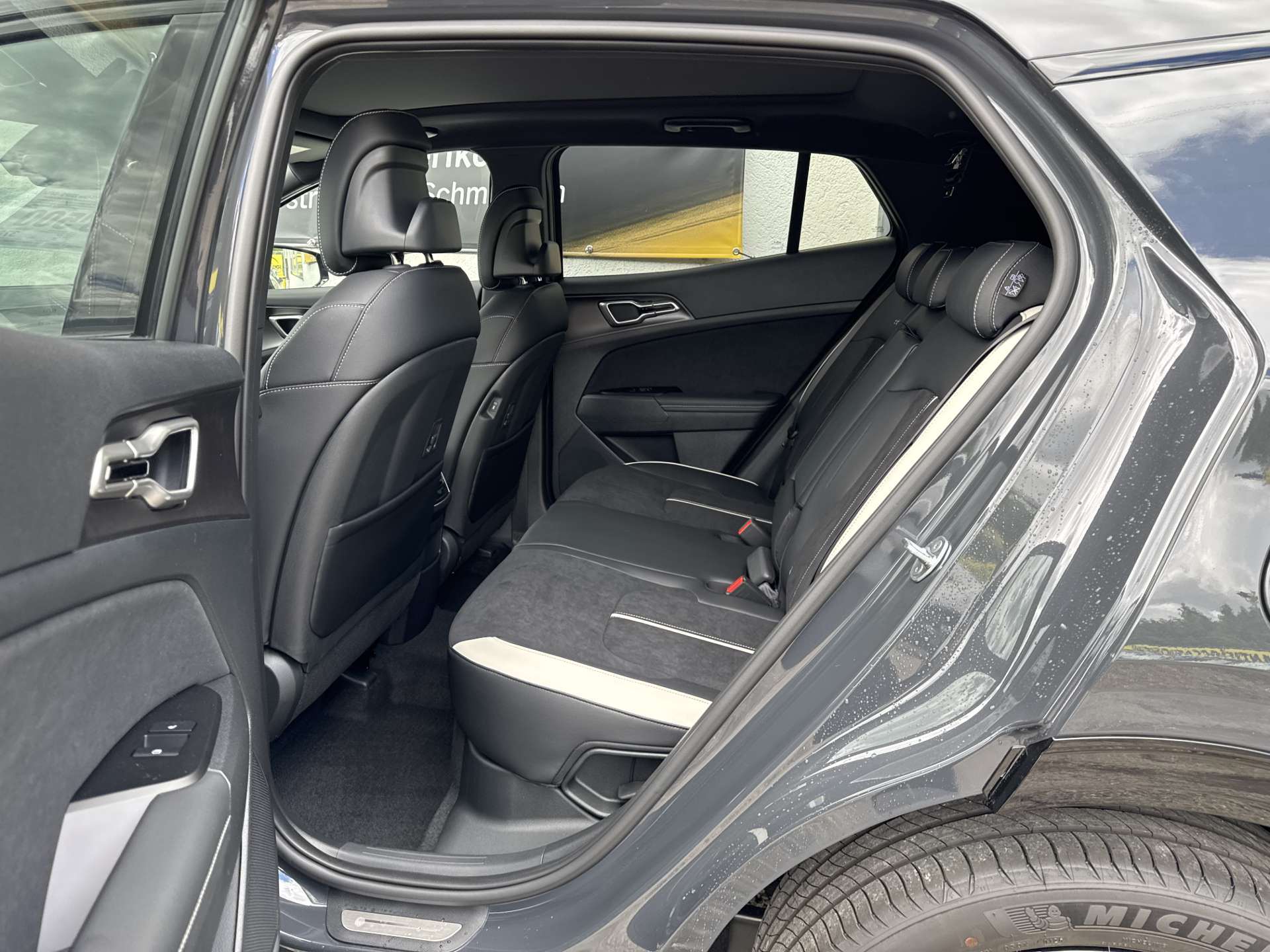 KIA Sportage 1.6T-GDi HEV GT-Line 239PS 4x4 Automat NEUES MODELL-image-7