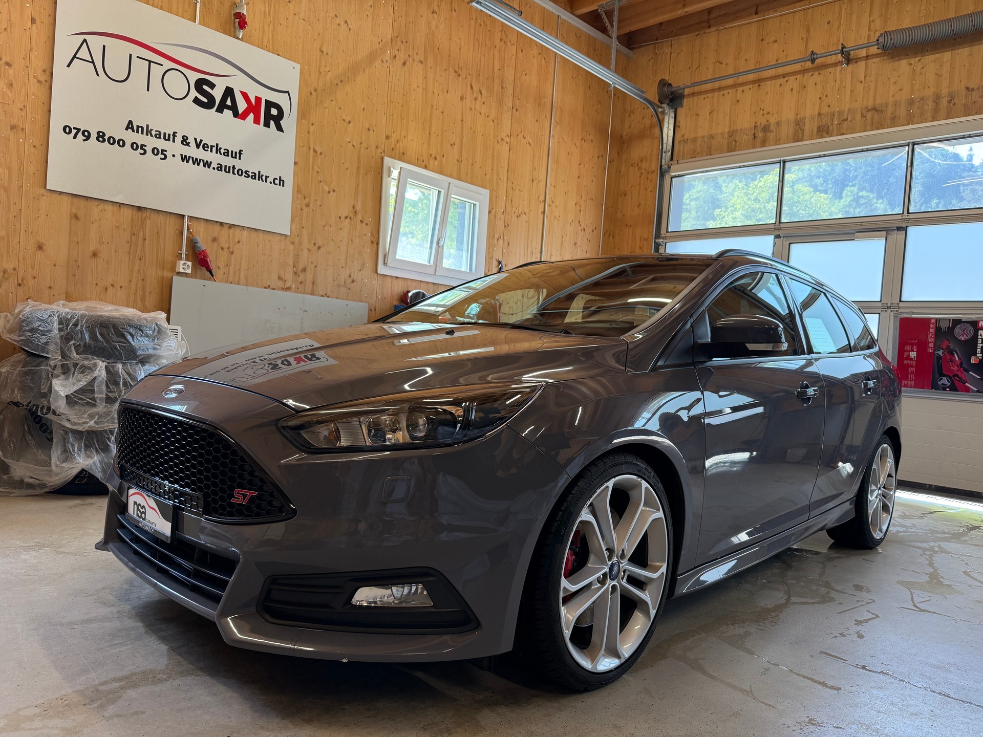 FORD Focus 2.0 TDCi ST3 Powershift-image-0