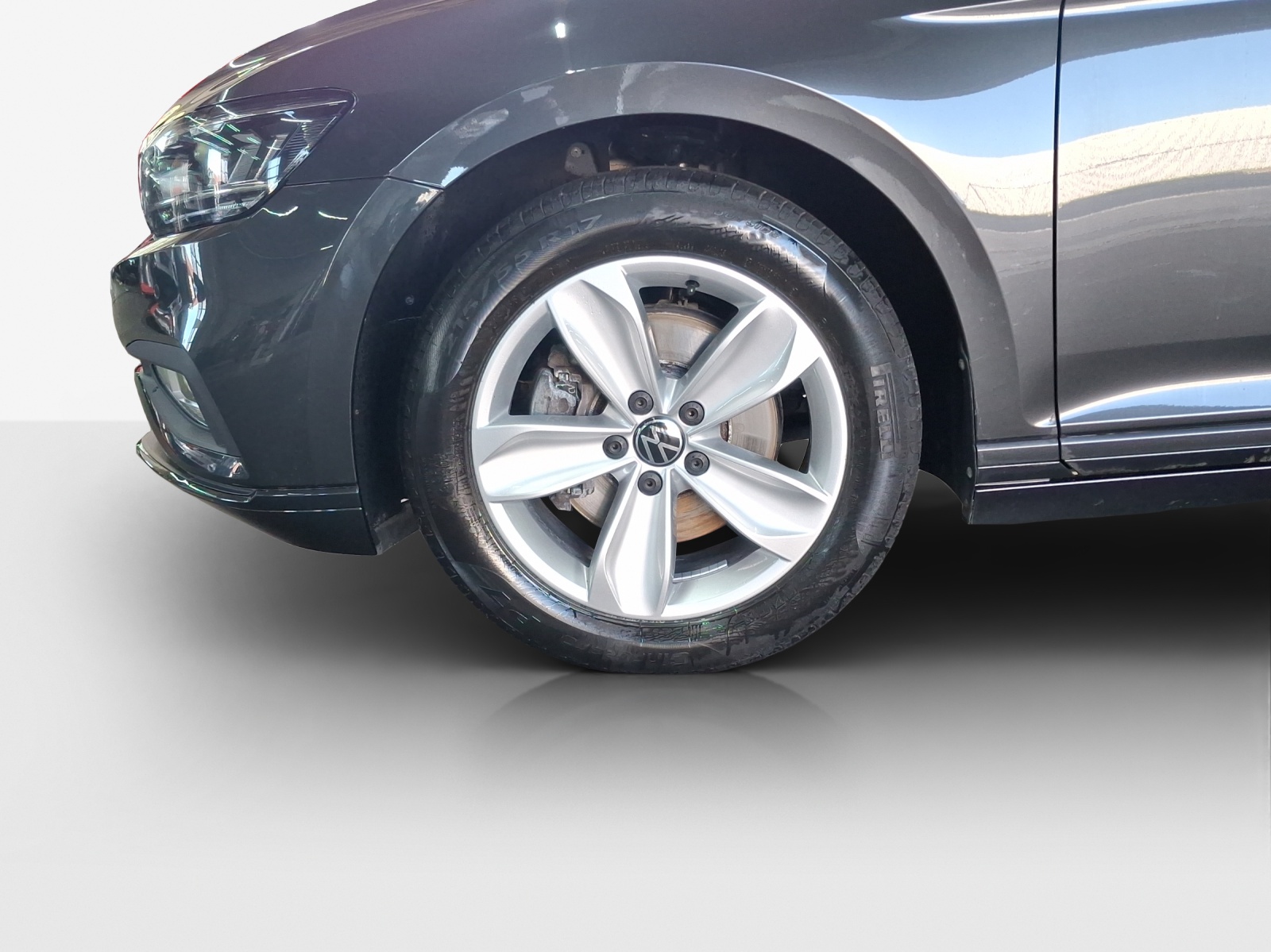 VW Passat 2.0 TDI BMT Business 4Motion DSG-image-14