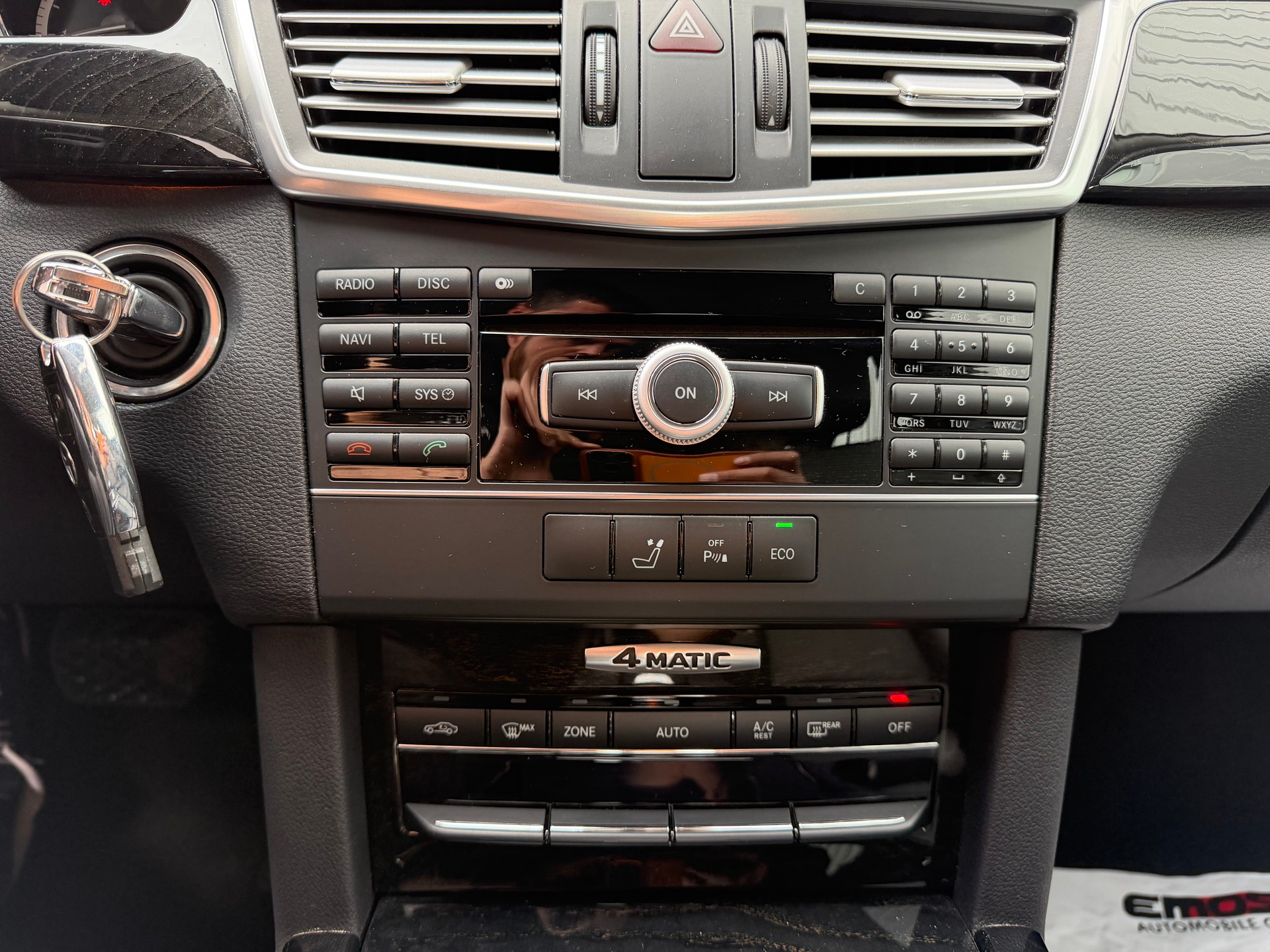 MERCEDES-BENZ E 250 CDI BlueEfficiency Elégance 4Matic 7G-Tronic-image-13