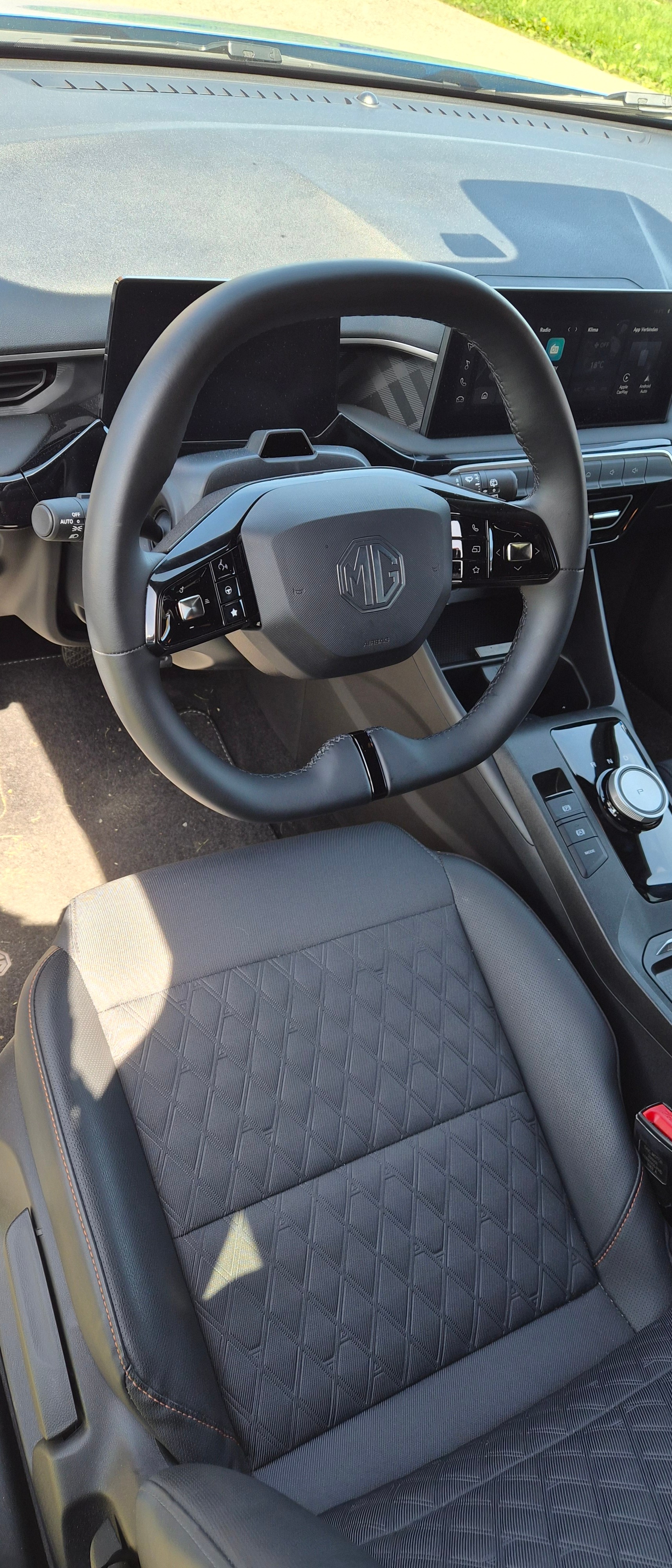 MG MG3-image-3