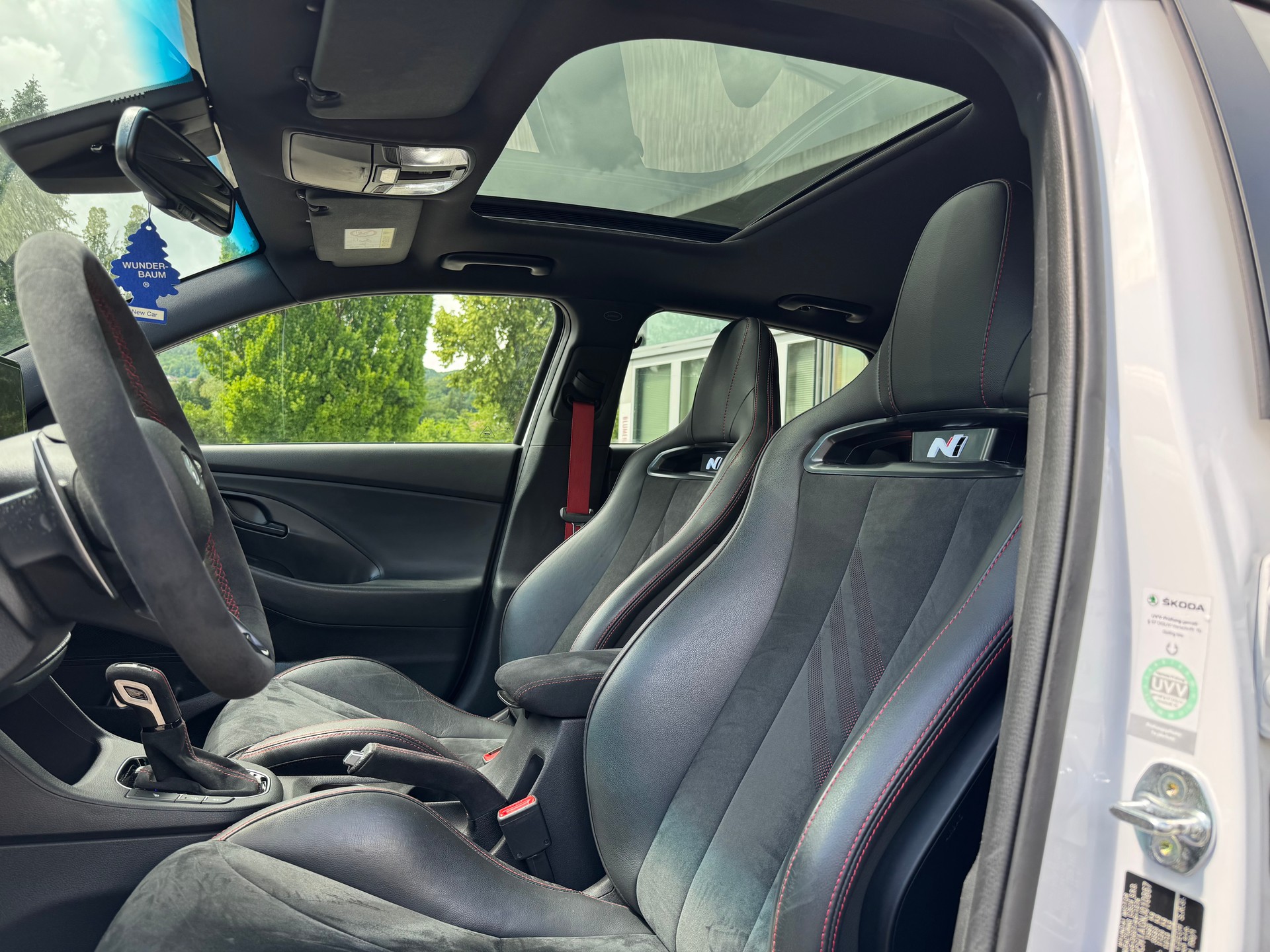 HYUNDAI i30 Fastback 2.0 T-GDi N DCT Drive-N Limited Edition Nr. 352 of 800-image-9