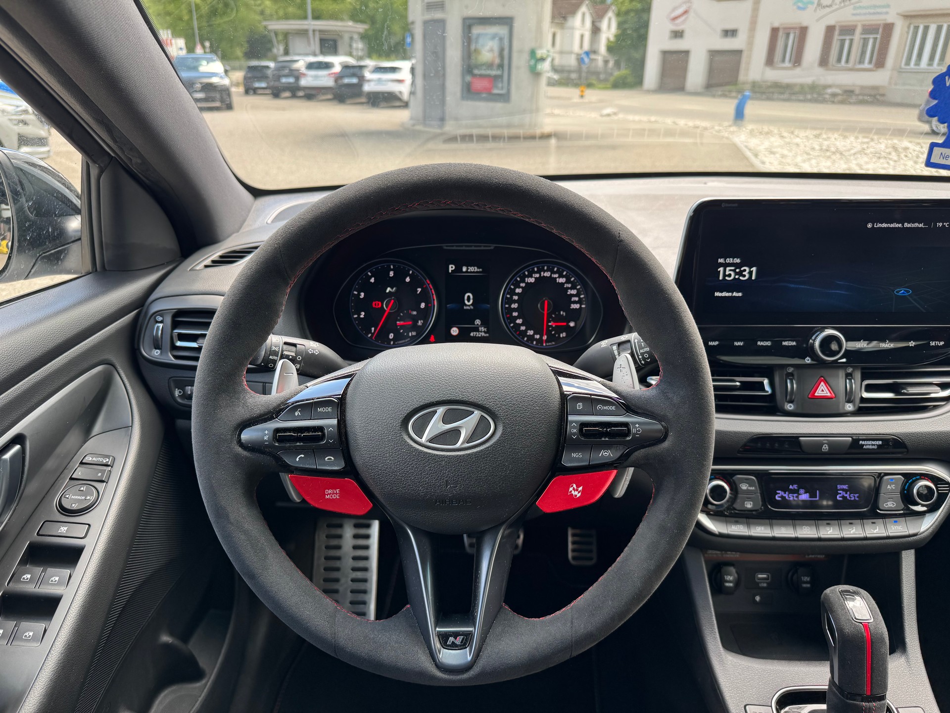 HYUNDAI i30 Fastback 2.0 T-GDi N DCT Drive-N Limited Edition Nr. 352 of 800-image-14