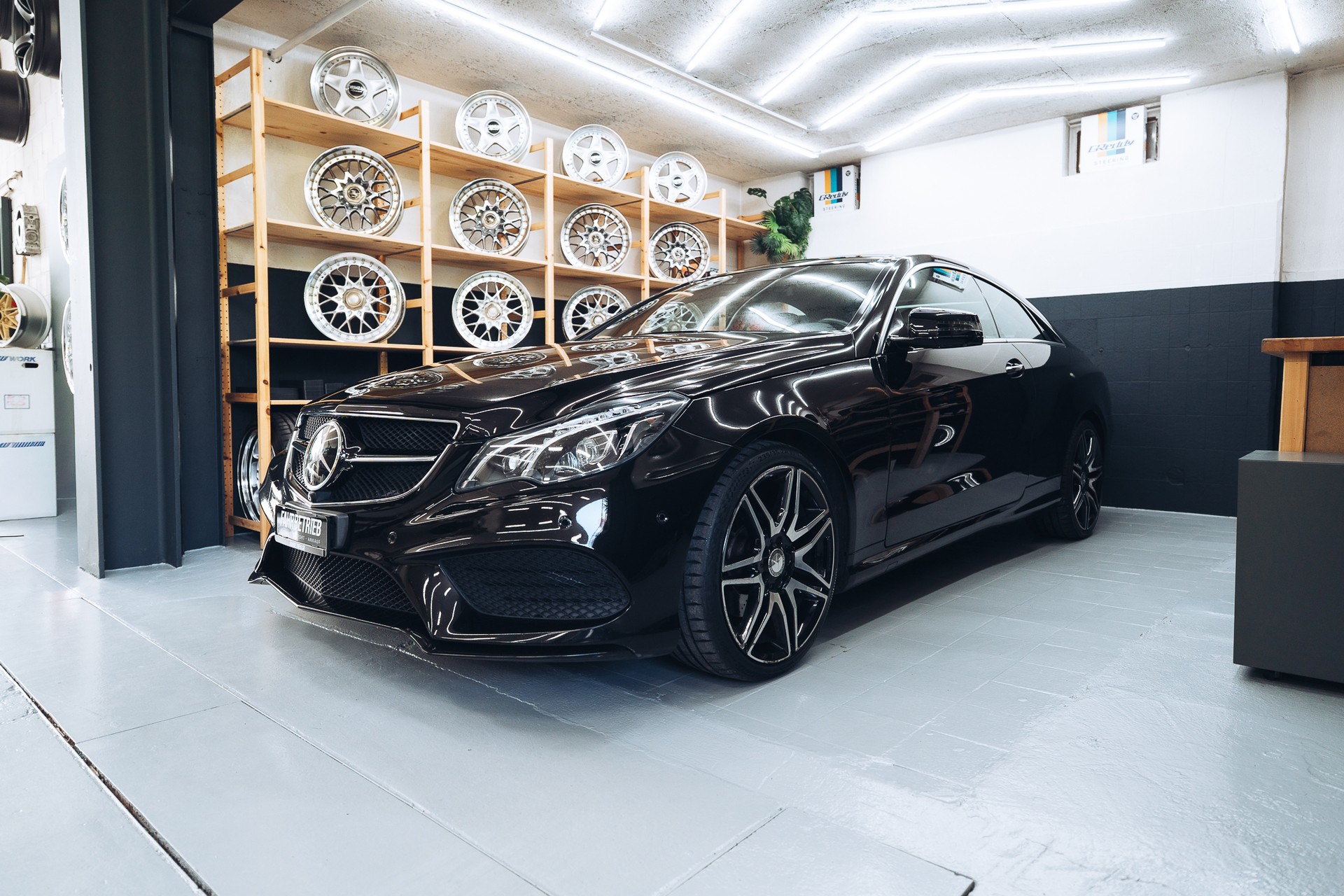 MERCEDES-BENZ E 350 4Matic 7G-Tronic-image-0
