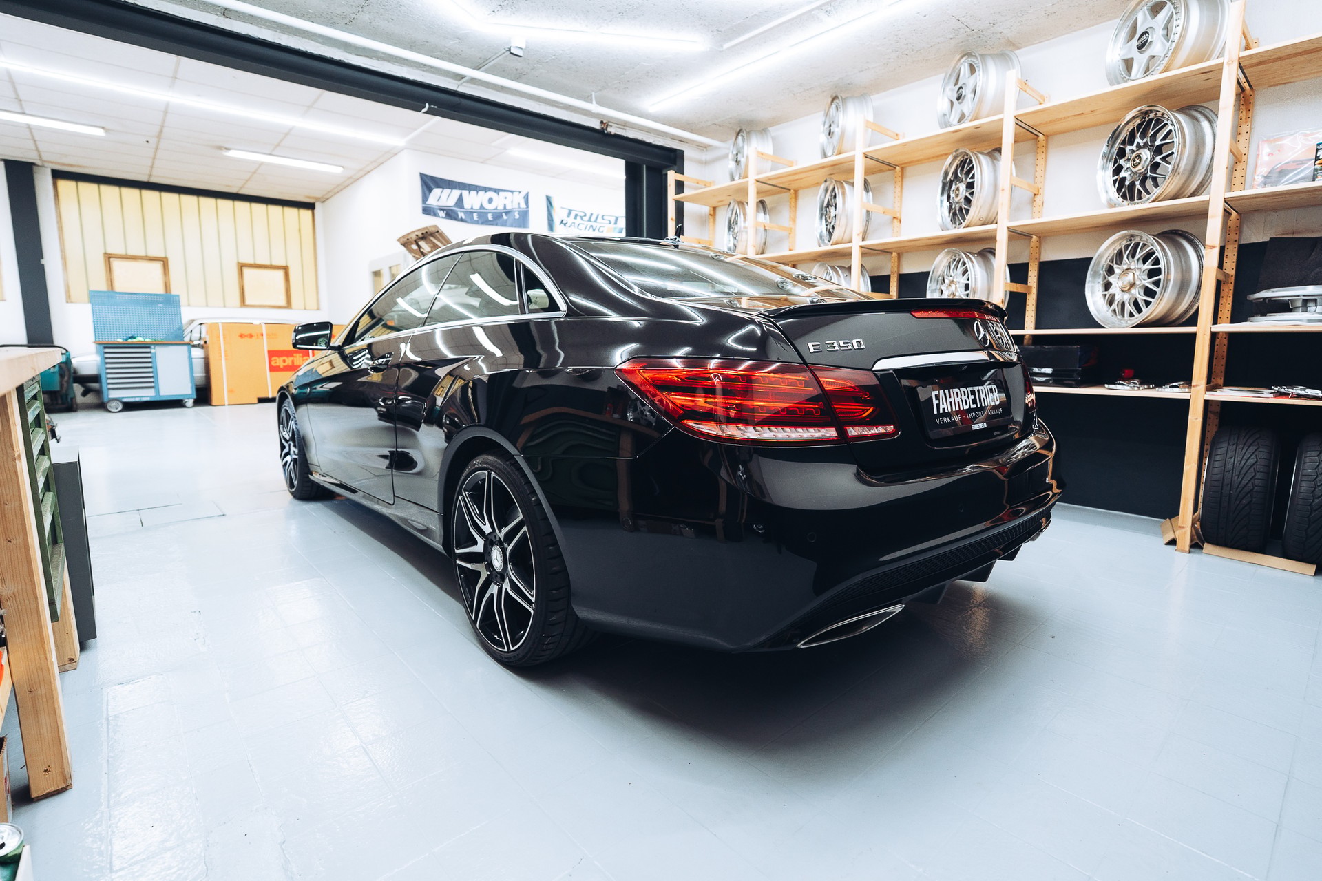 MERCEDES-BENZ E 350 4Matic 7G-Tronic-image-9