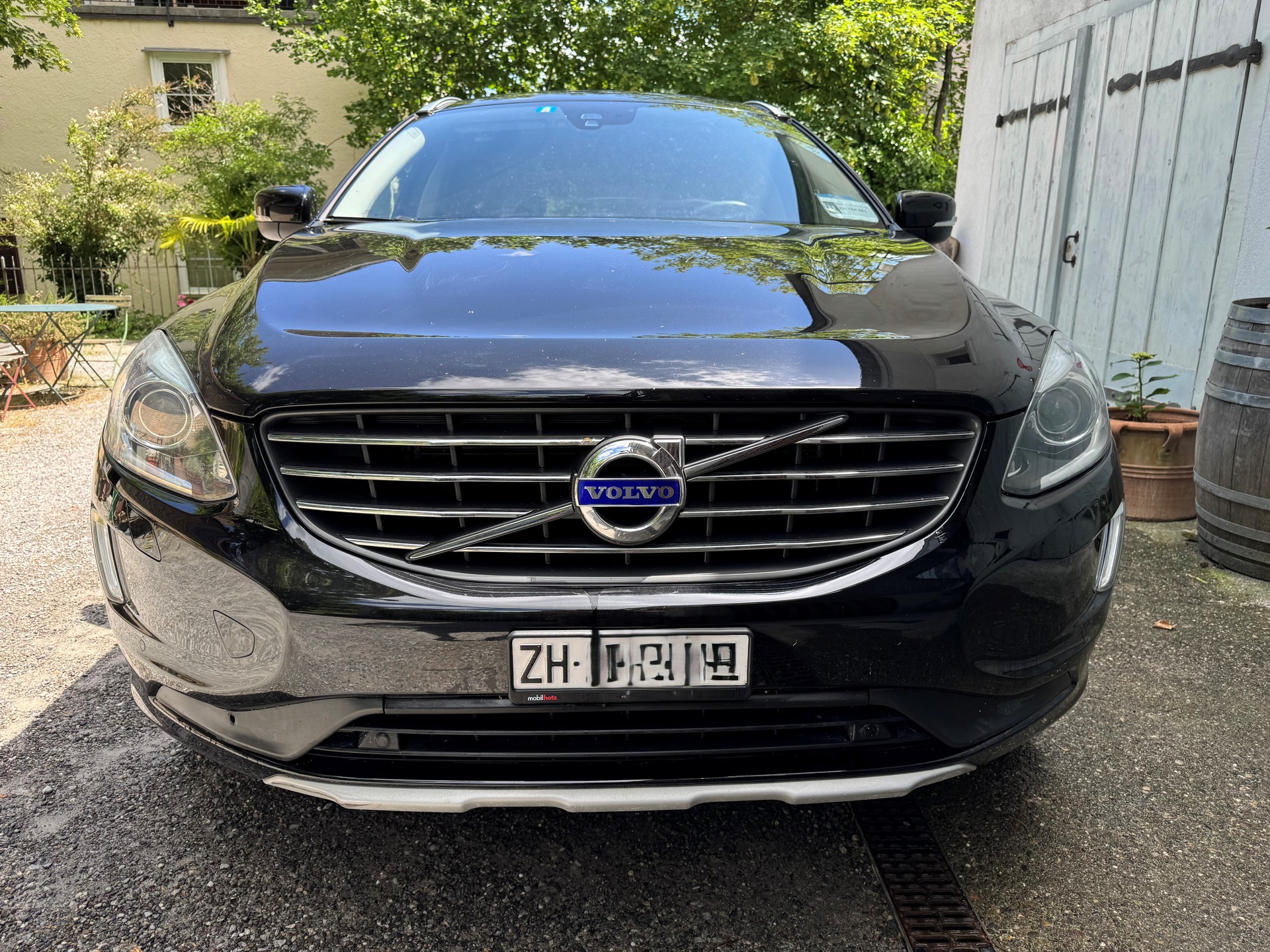 VOLVO 2.4 D5 Executive AWD S/S-image-2
