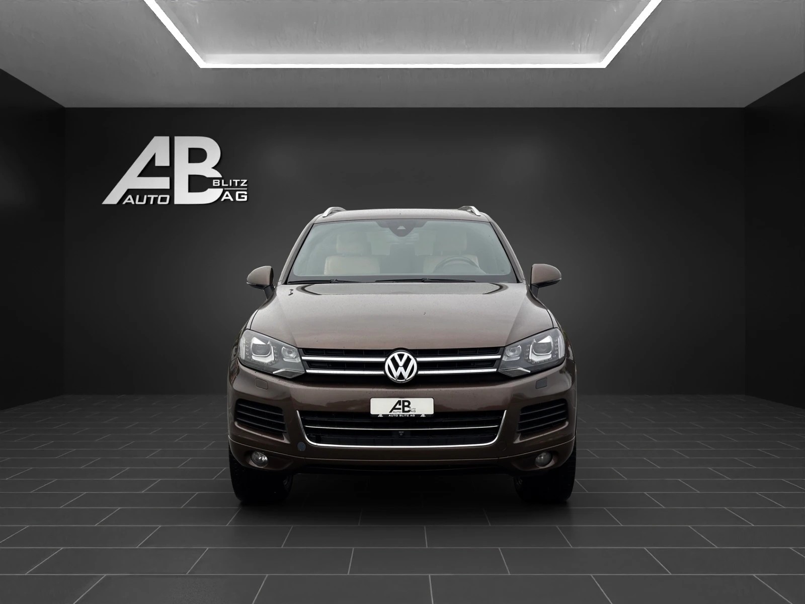VW Touareg 3.0 TDI BlueMotion Technology Tiptronic-image-0