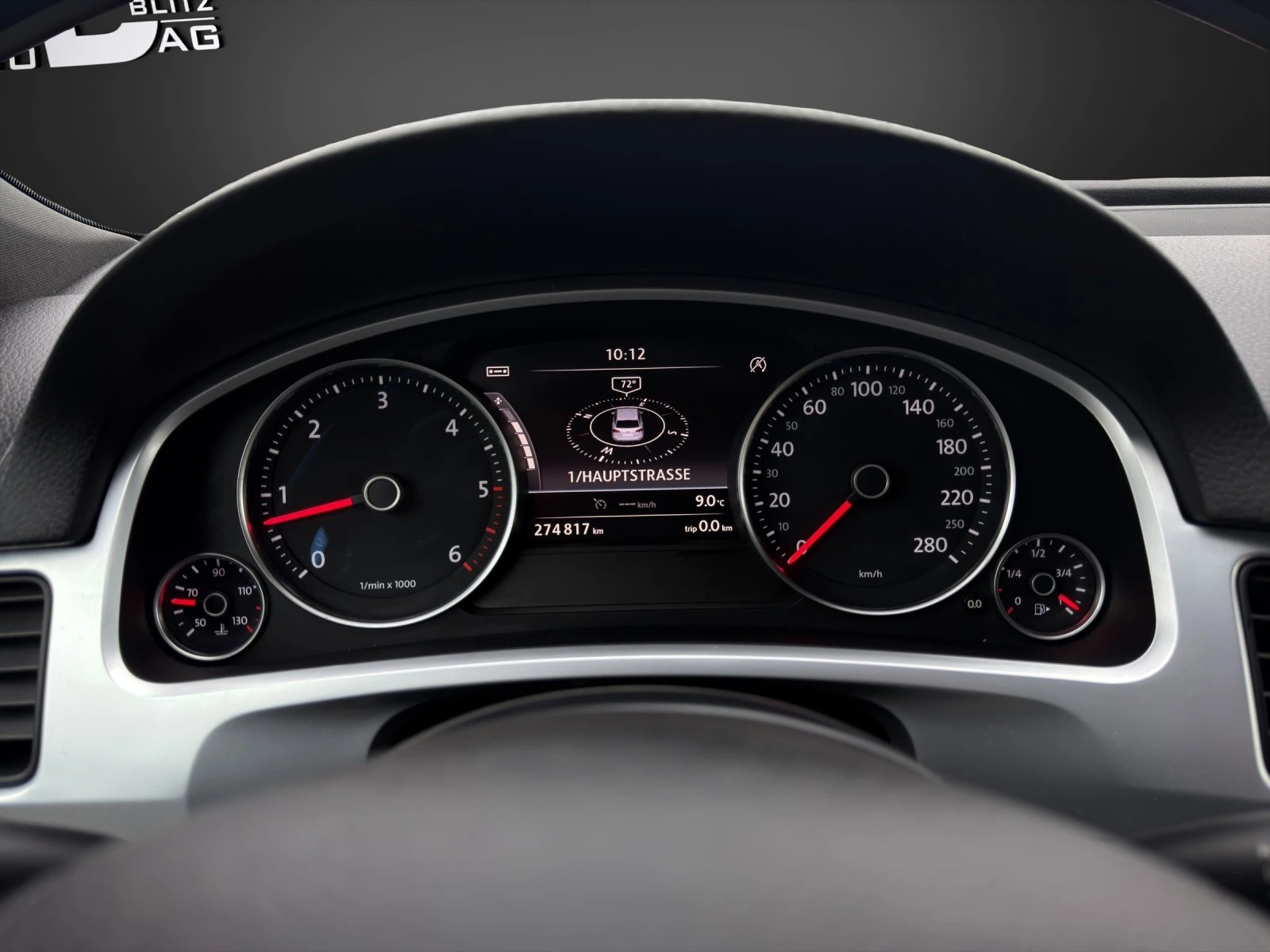 VW Touareg 3.0 TDI BlueMotion Technology Tiptronic-image-11