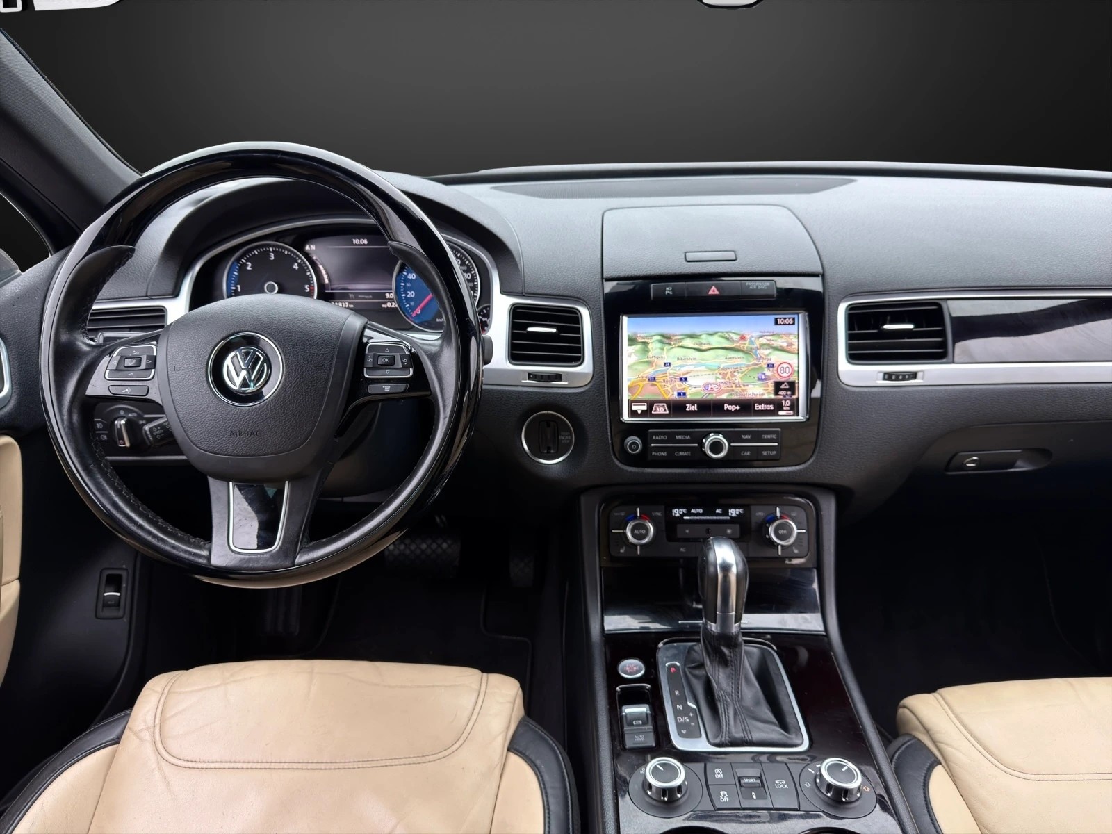 VW Touareg 3.0 TDI BlueMotion Technology Tiptronic-image-10