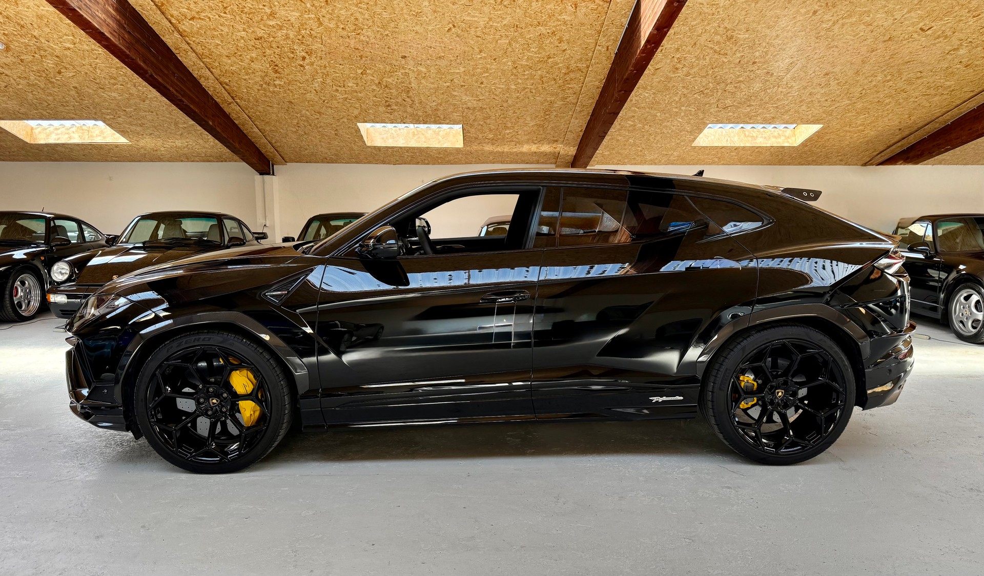 LAMBORGHINI Performante “60 anniversario“-image-1