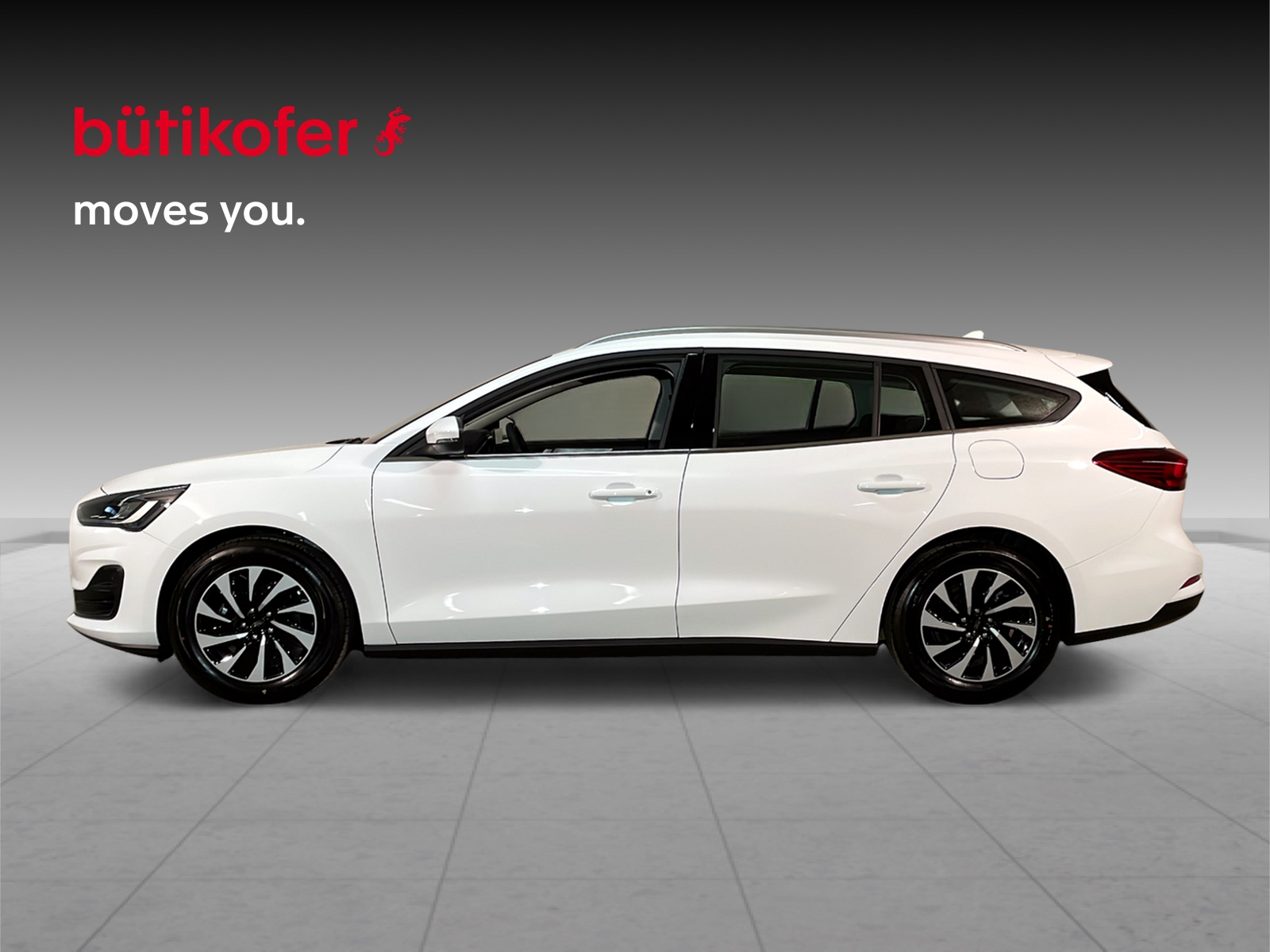 FORD Focus Station Wagon 1.0i EcoB Hybrid 155 Titanium-image-2