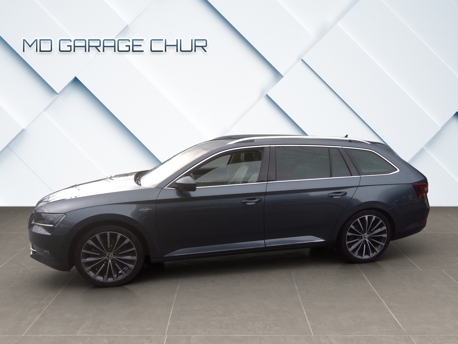 SKODA Superb Combi 2.0 TSI L&K DSG 4x4-image-2